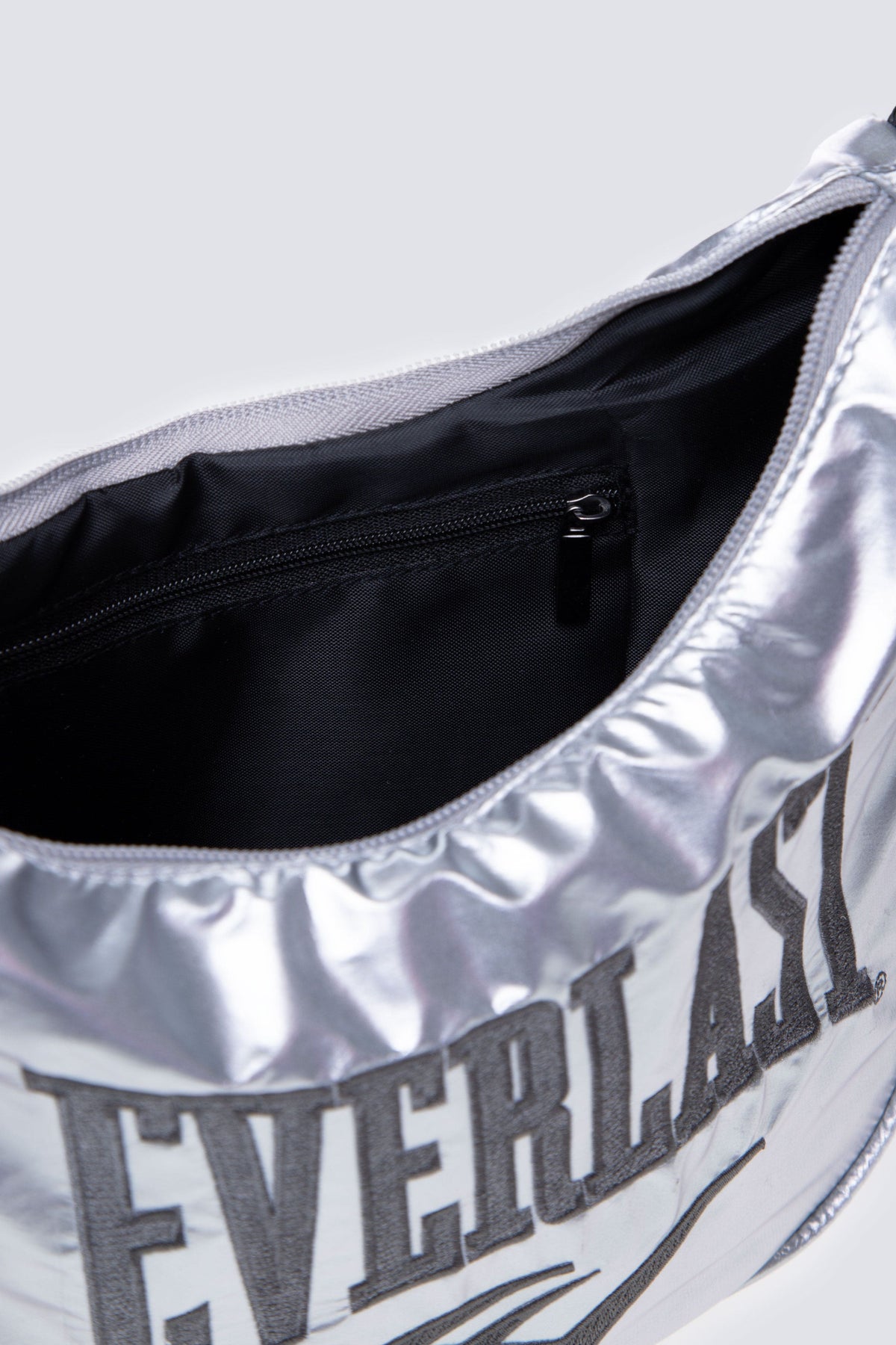 Bolso Moon Sensitive Gris Everlast
