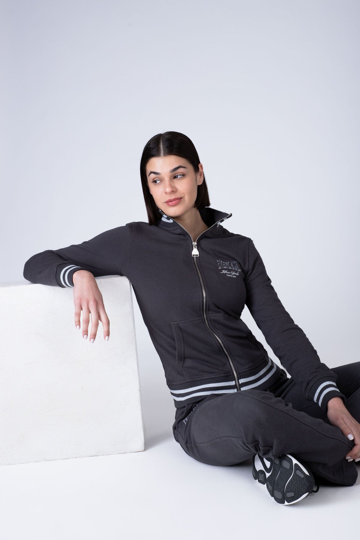 Chaqueta Institute Gris Everlast