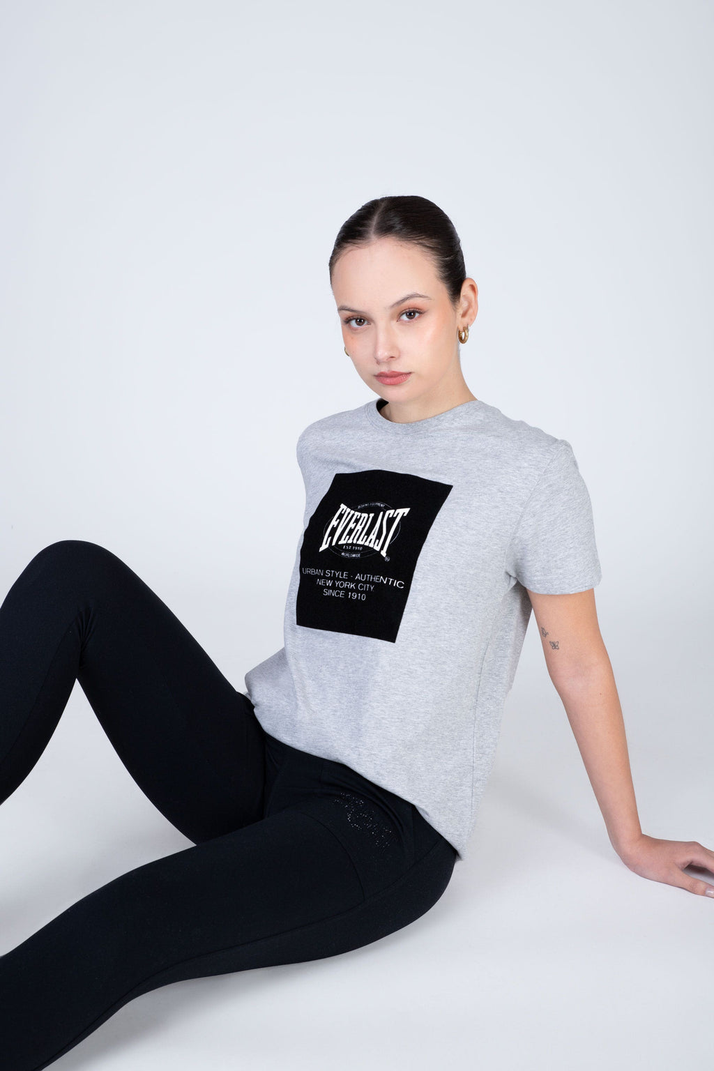Polera Manga Corta Passport Gris Everlast