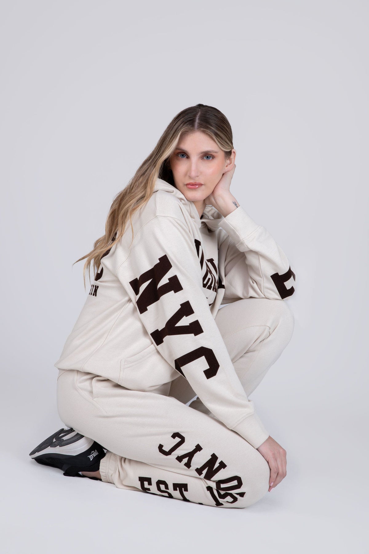 Poleron Hood Untitled Beige Everlast