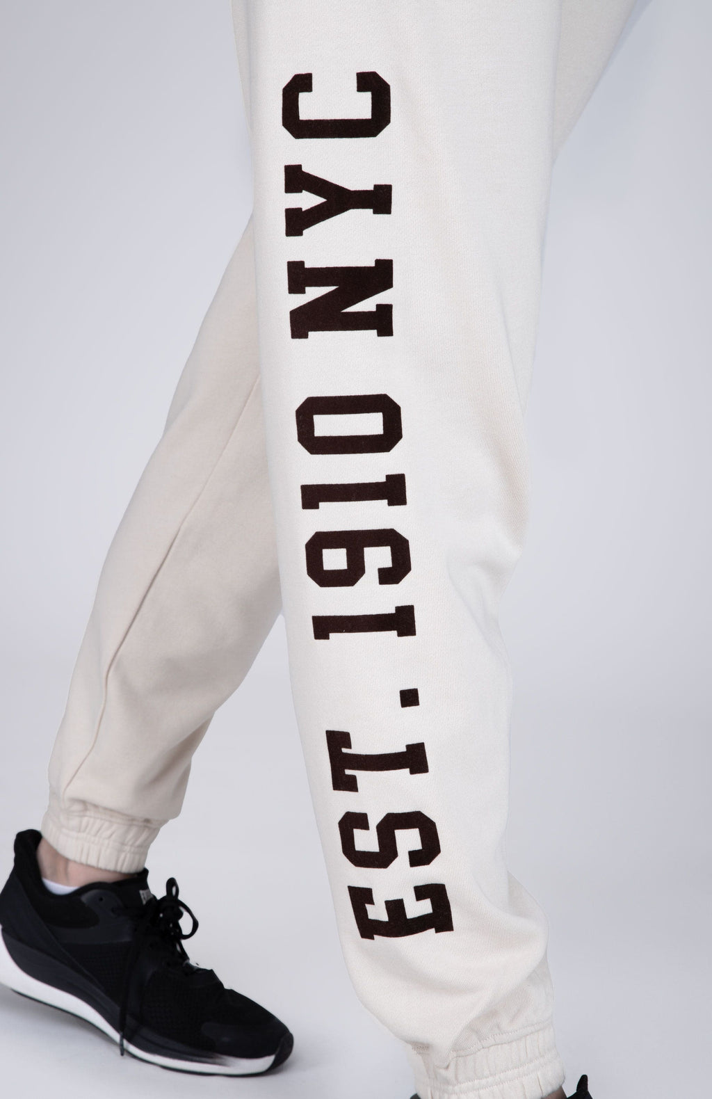 Jogger Untitled Beige Everlast
