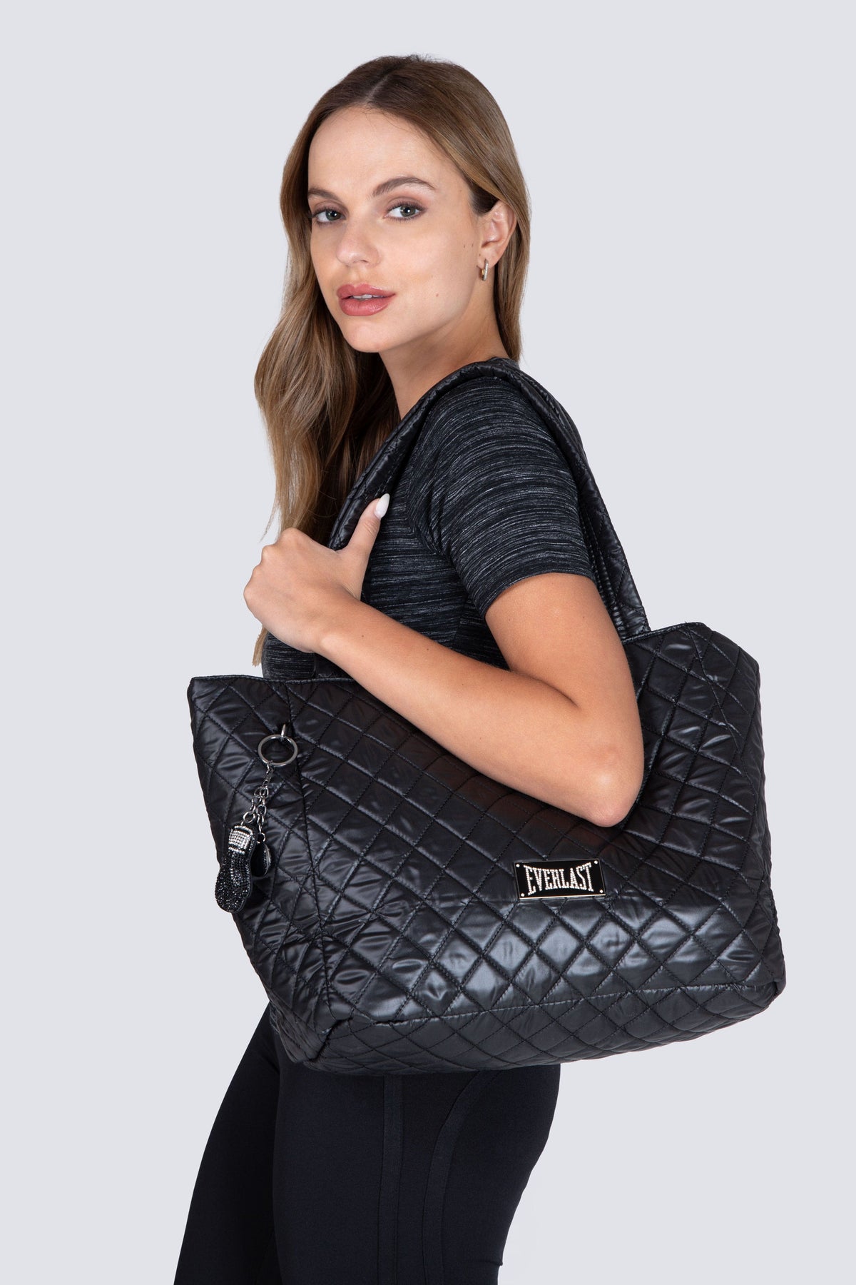 Bolso Tote Quilted Cosmic Negro Everlast
