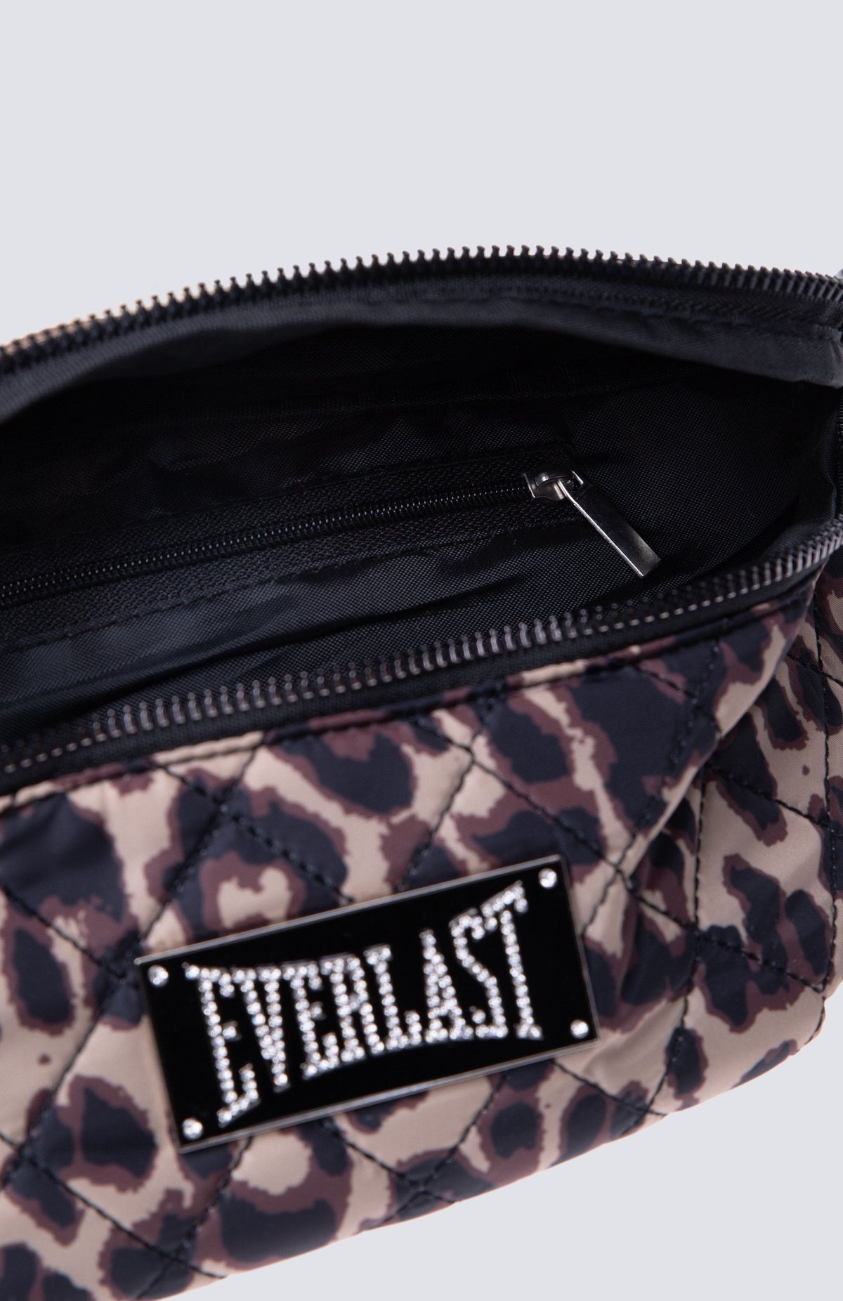 Banano Quilted Cosmic Beige Everlast