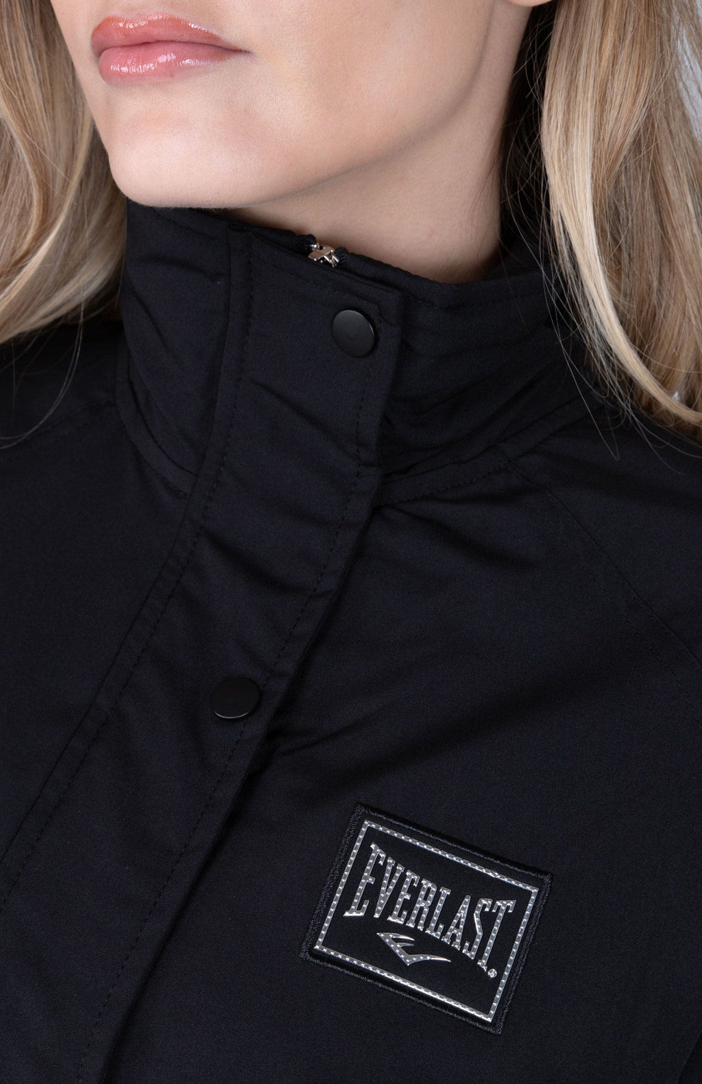 Cortaviento Holiday Negro Everlast