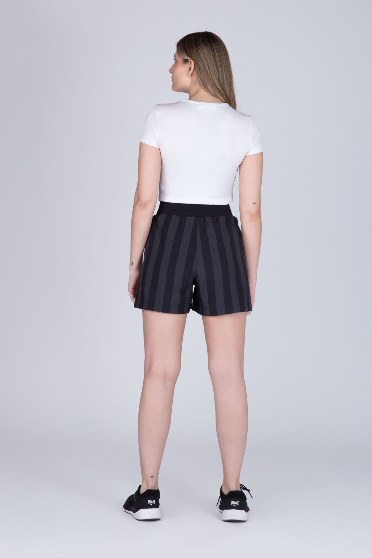 Short Downtown Negro Everlast