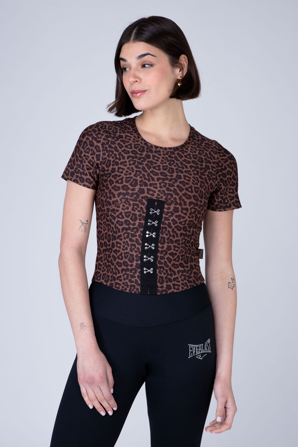 Polera Manga Corta New World Café Everlast