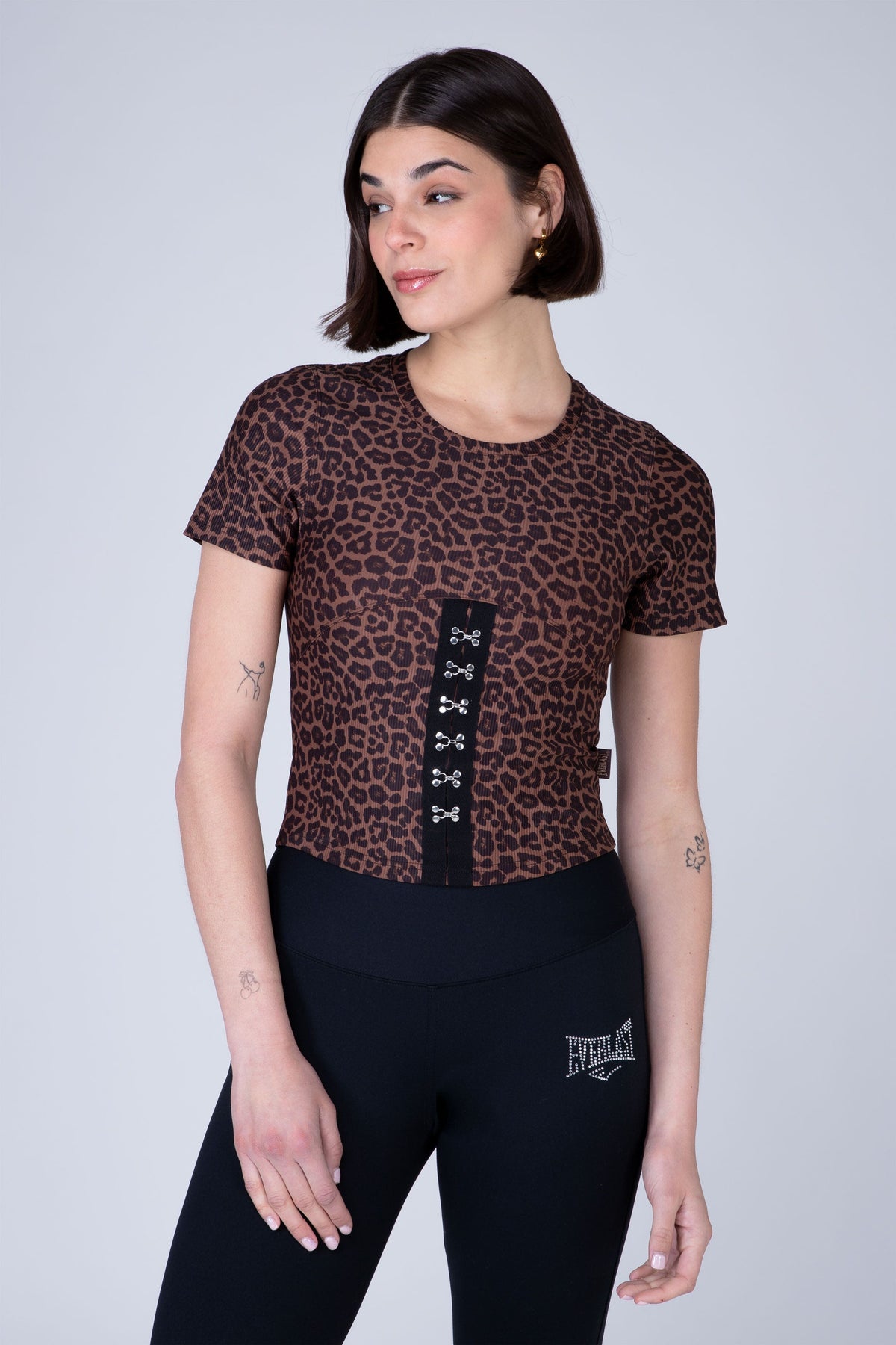 Polera Manga Corta New World Café Everlast
