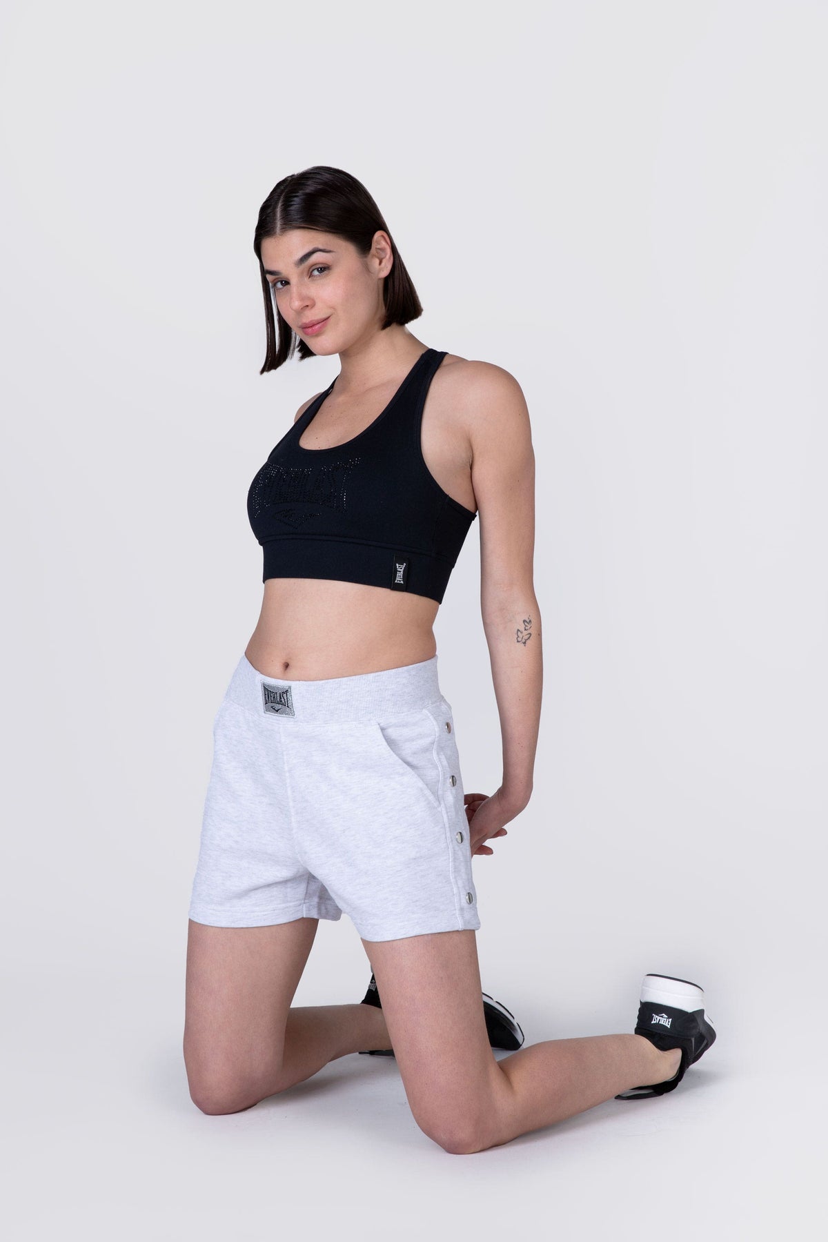 Short Interview Gris Everlast
