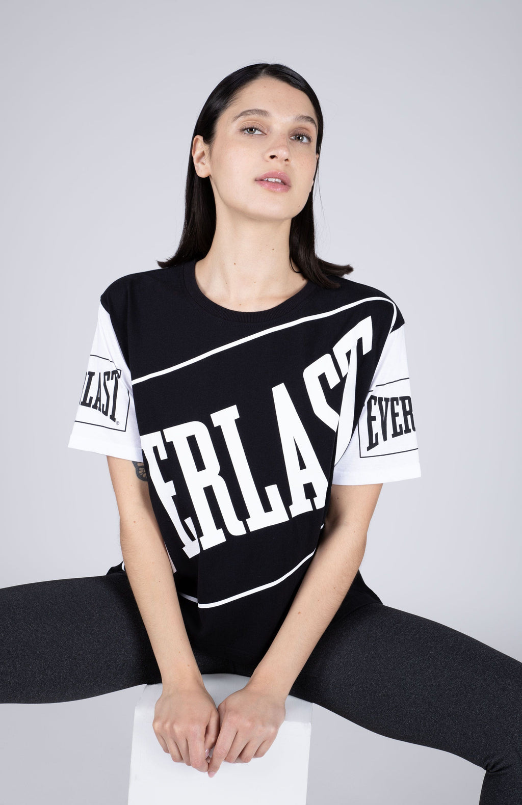 Polera Manga Corta Ring Negro Everlast