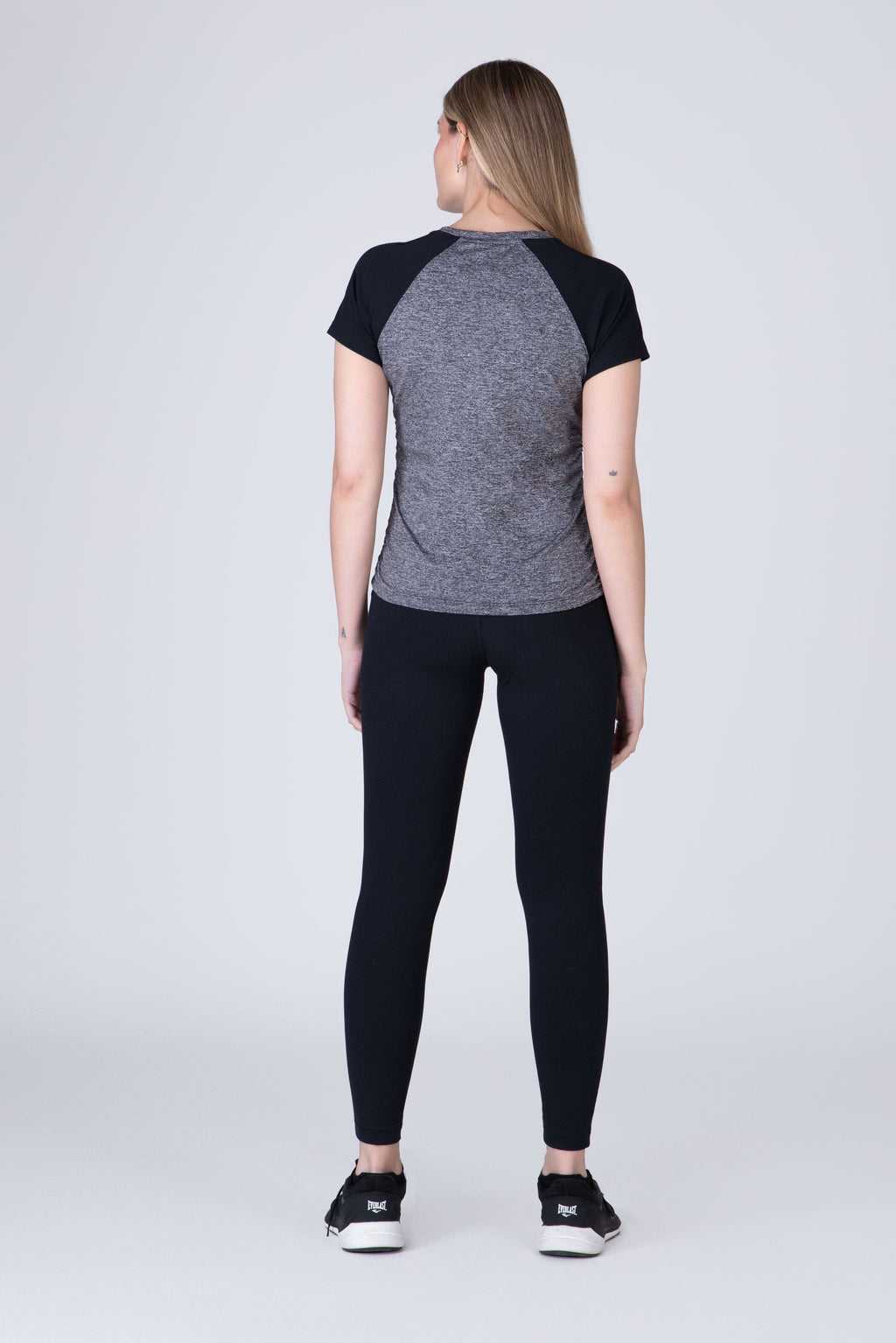 Polera Manga Corta Crunche Gris Everlast