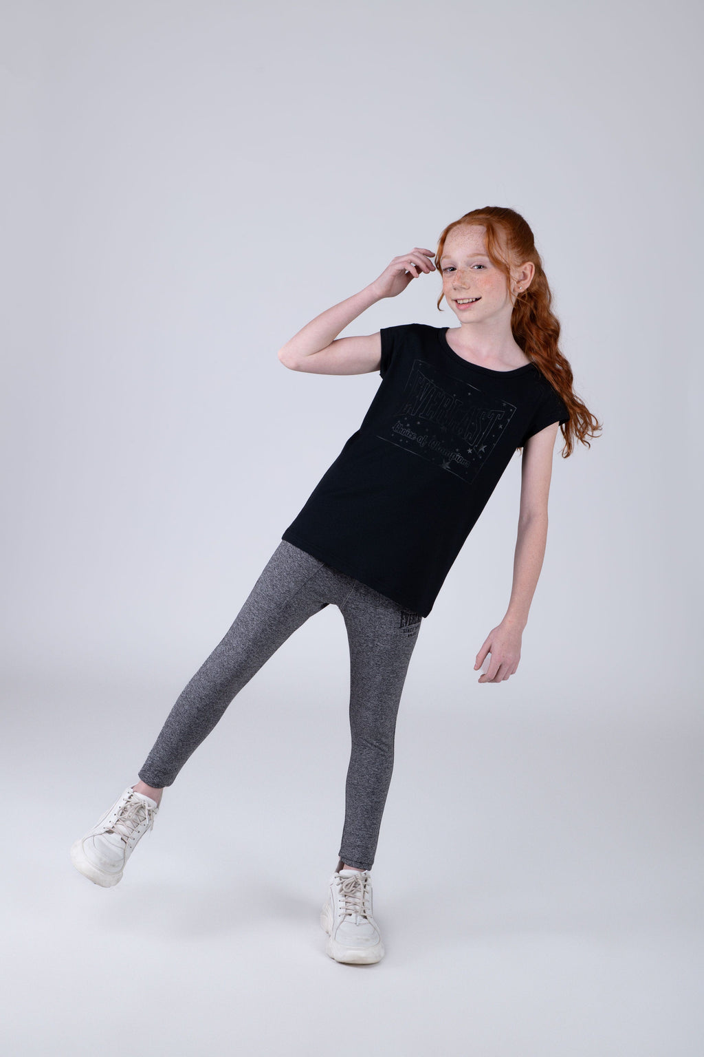 Polera Manga Corta Cosmos Niña Negro Everlast