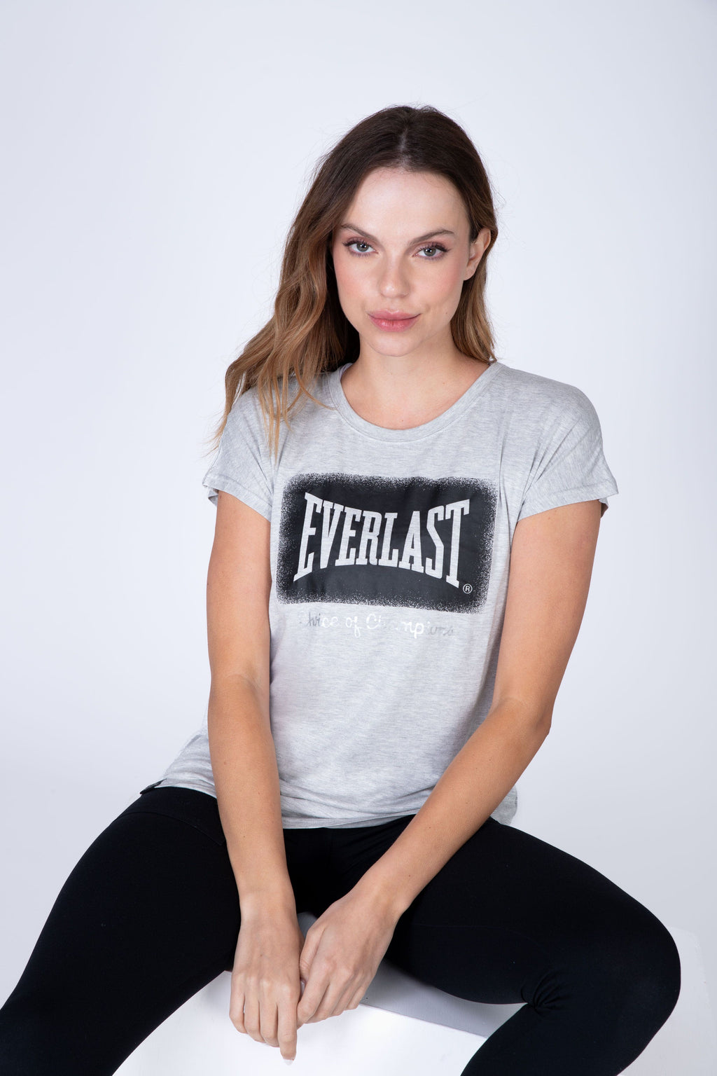 Polera Manga Corta Dubai Gris Everlast