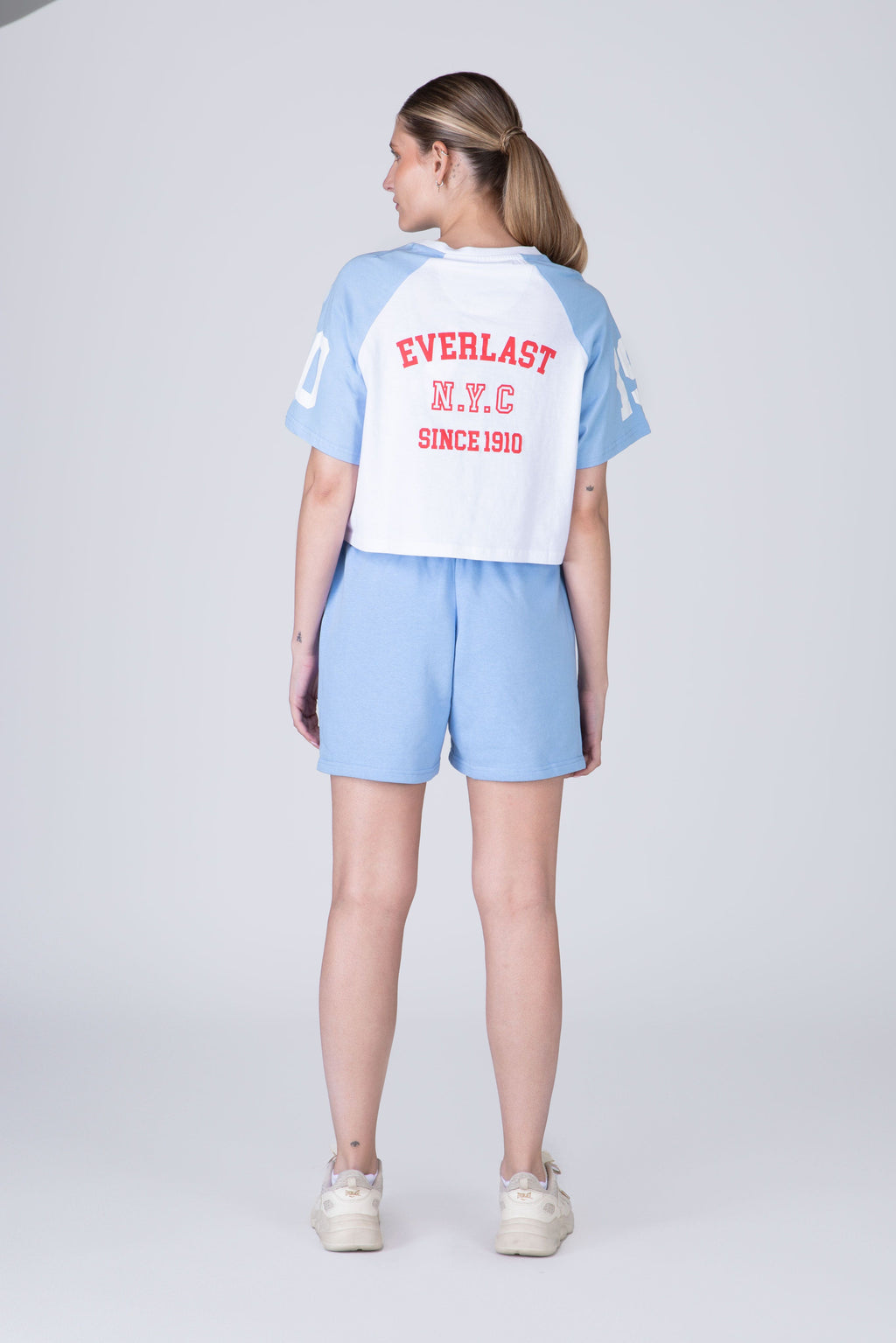 Polera Manga Corta Greys Celeste Everlast