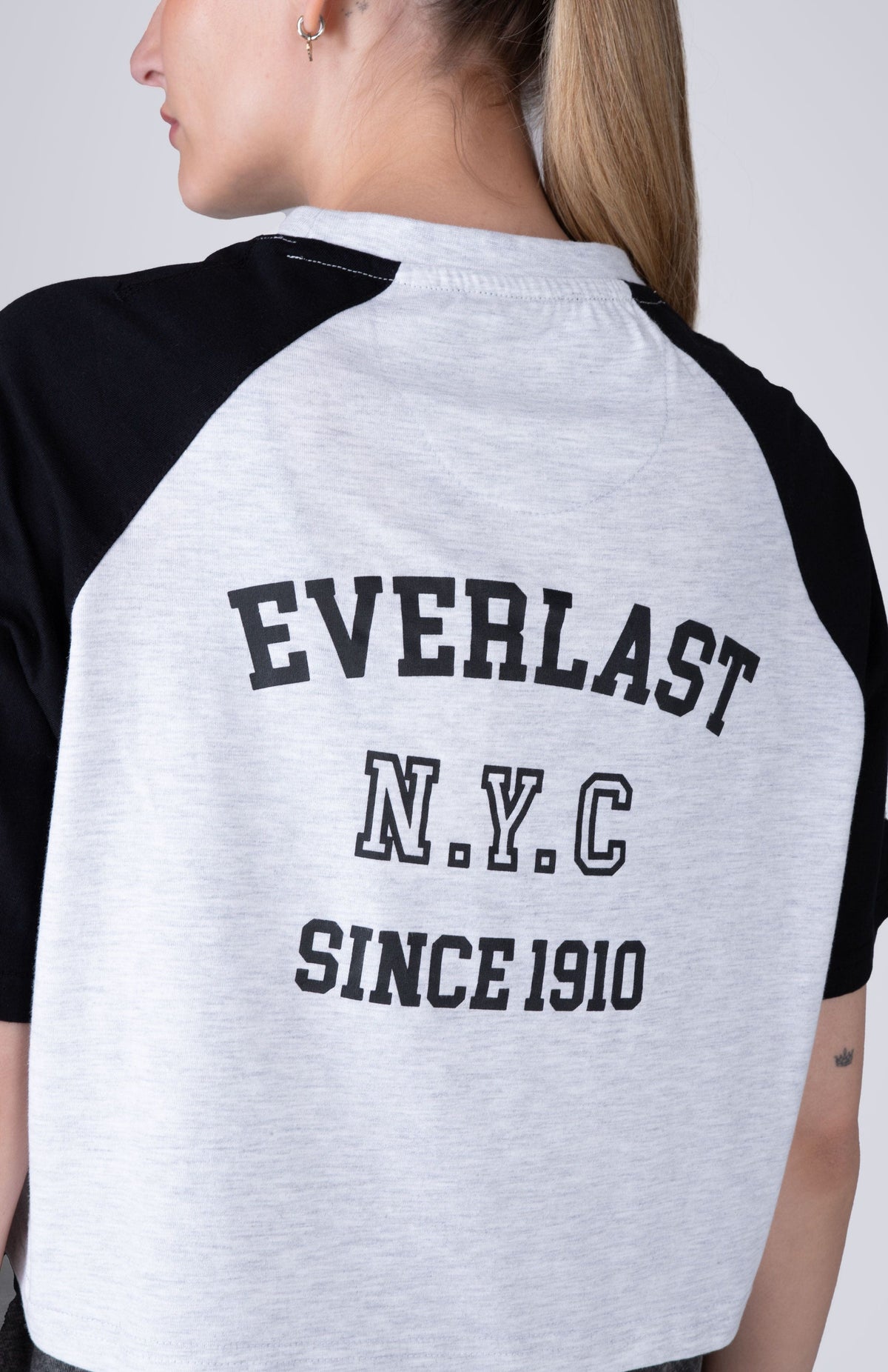 Polera Manga Corta Greys Gris Everlast