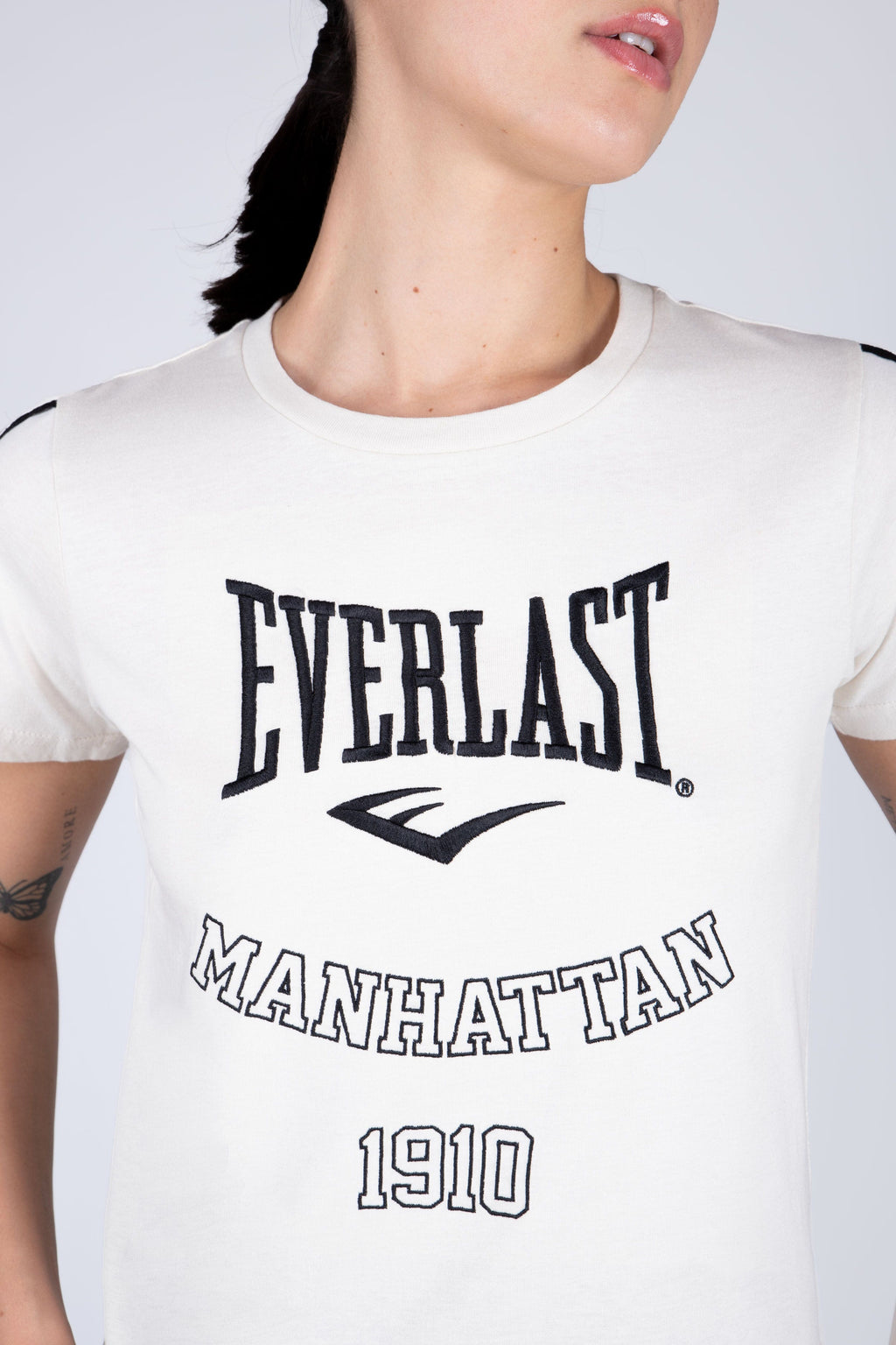 Polera Manga Corta Lace Beige Everlast