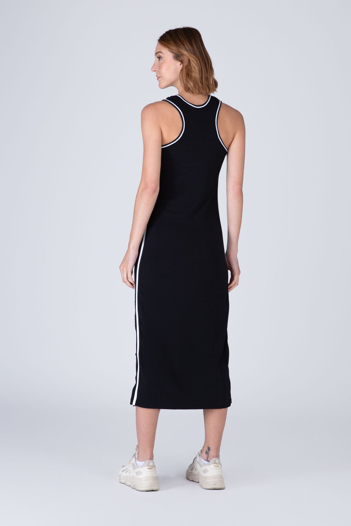Vestido Nostalgic Negro Everlast