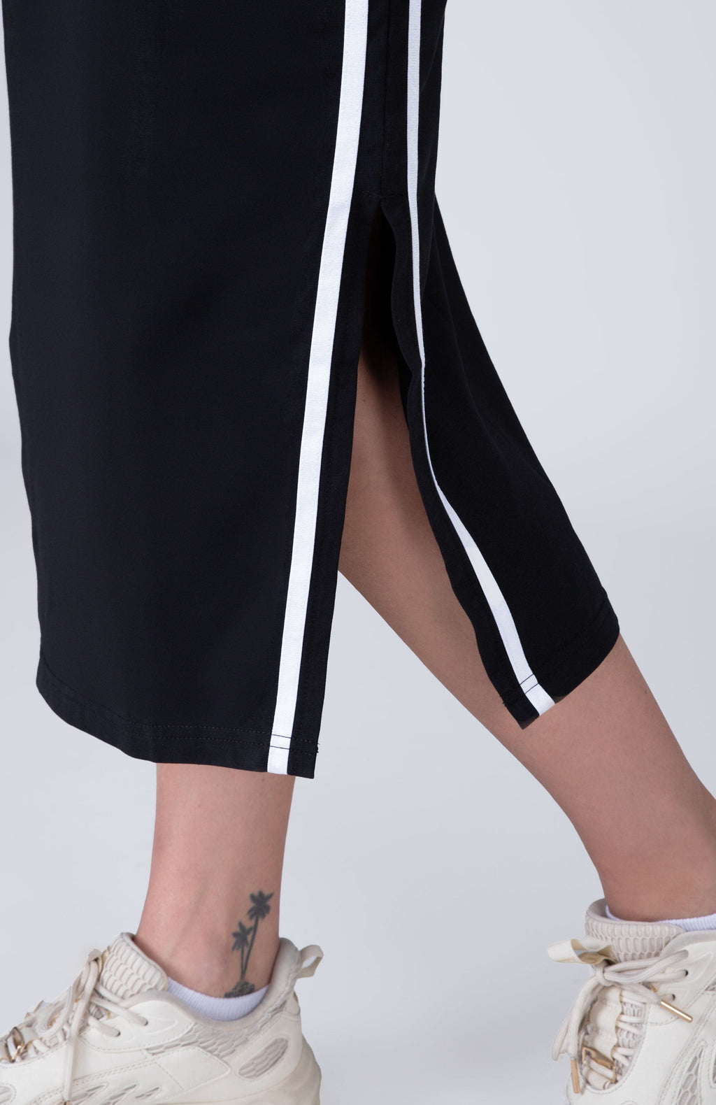 Vestido Nostalgic Negro Everlast