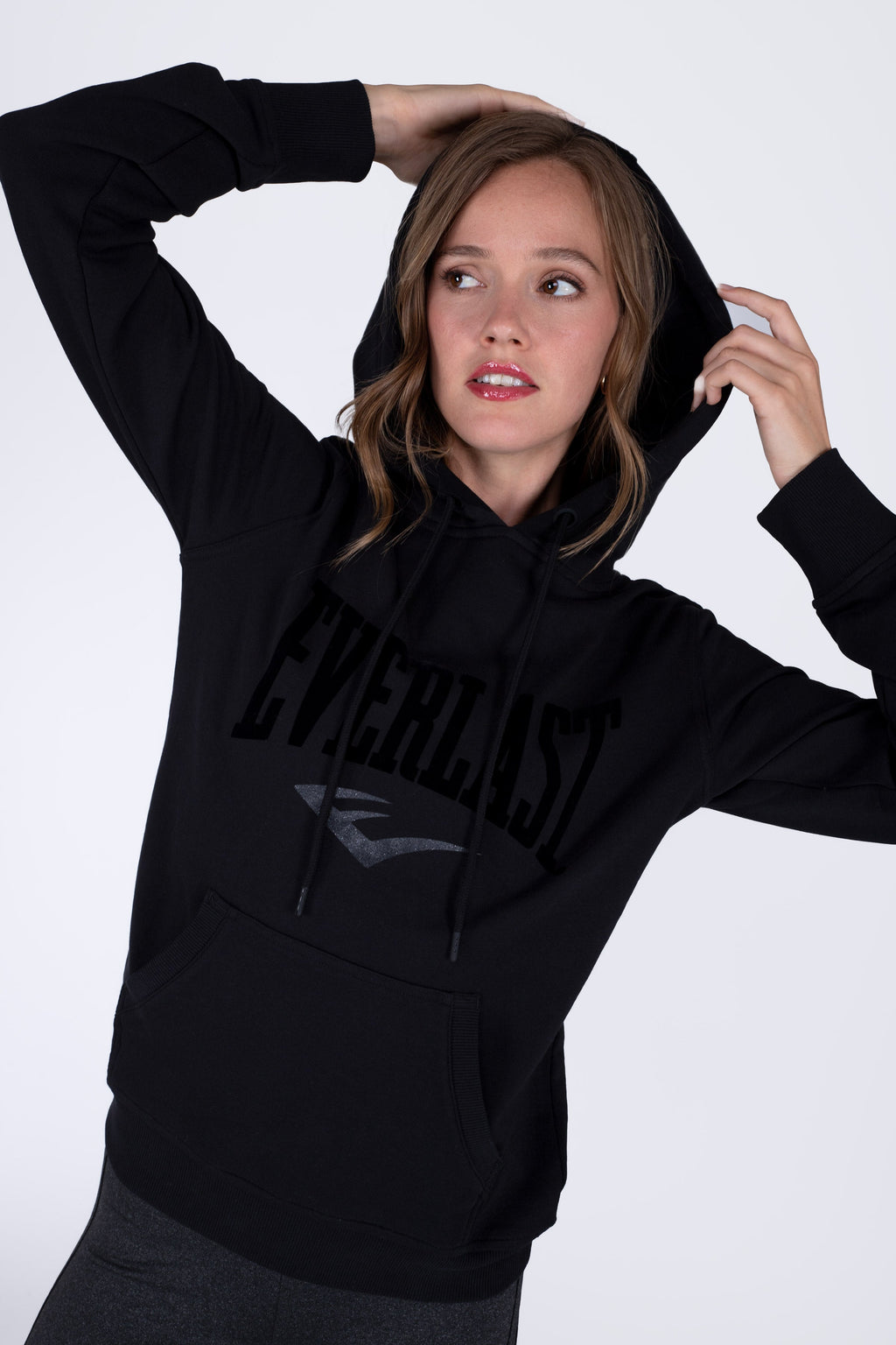 Poleron Hood Basic Heart Negro Everlast