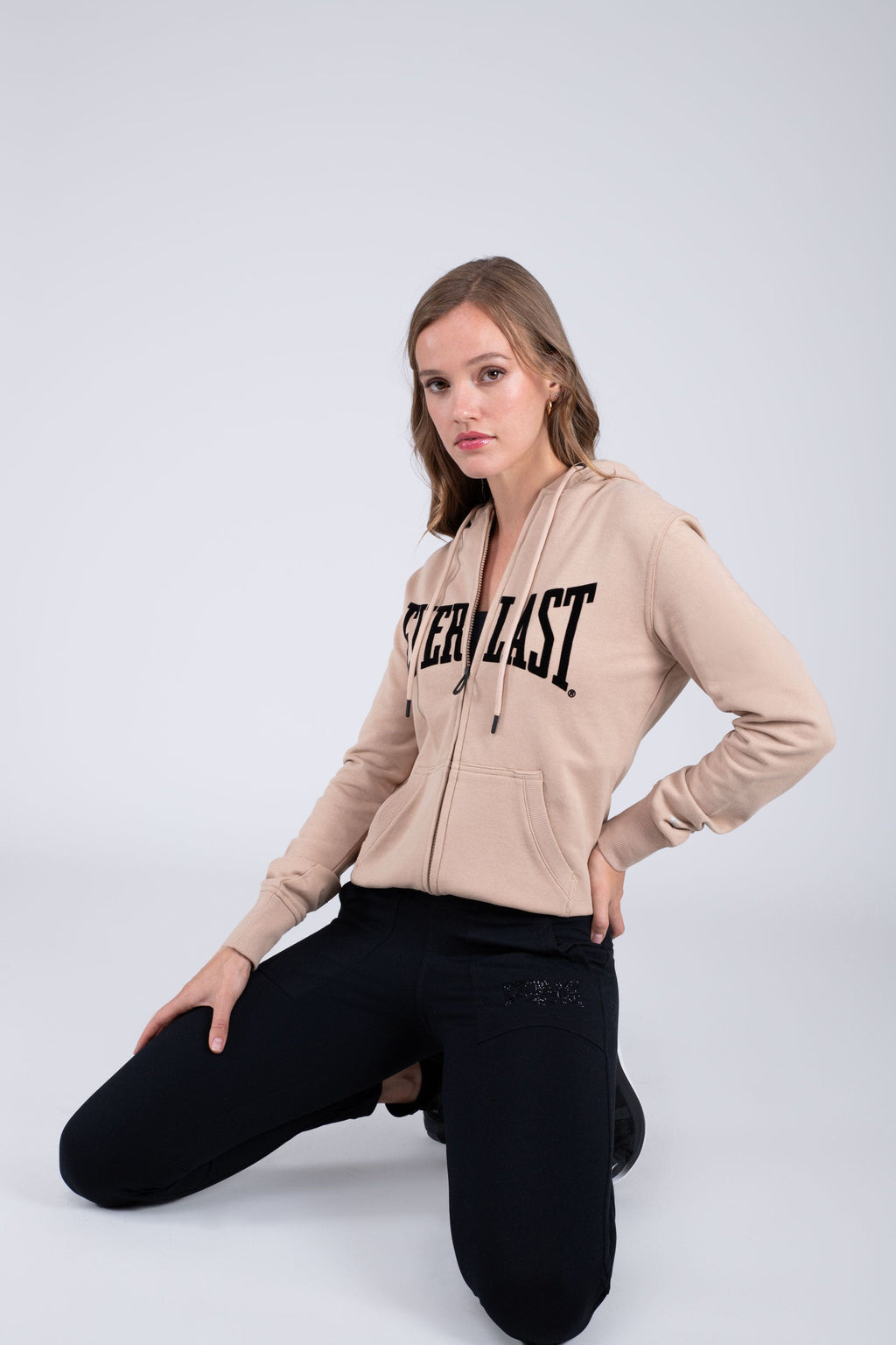 Chaqueta Hood Basic Heart Beige Everlast