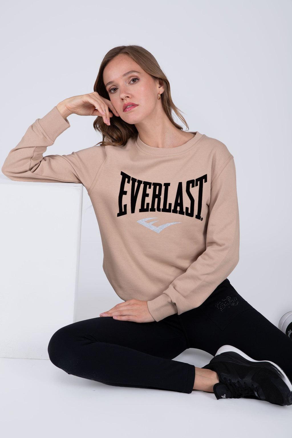 Poleron Crew Neck Basic Heart Beige Everlast