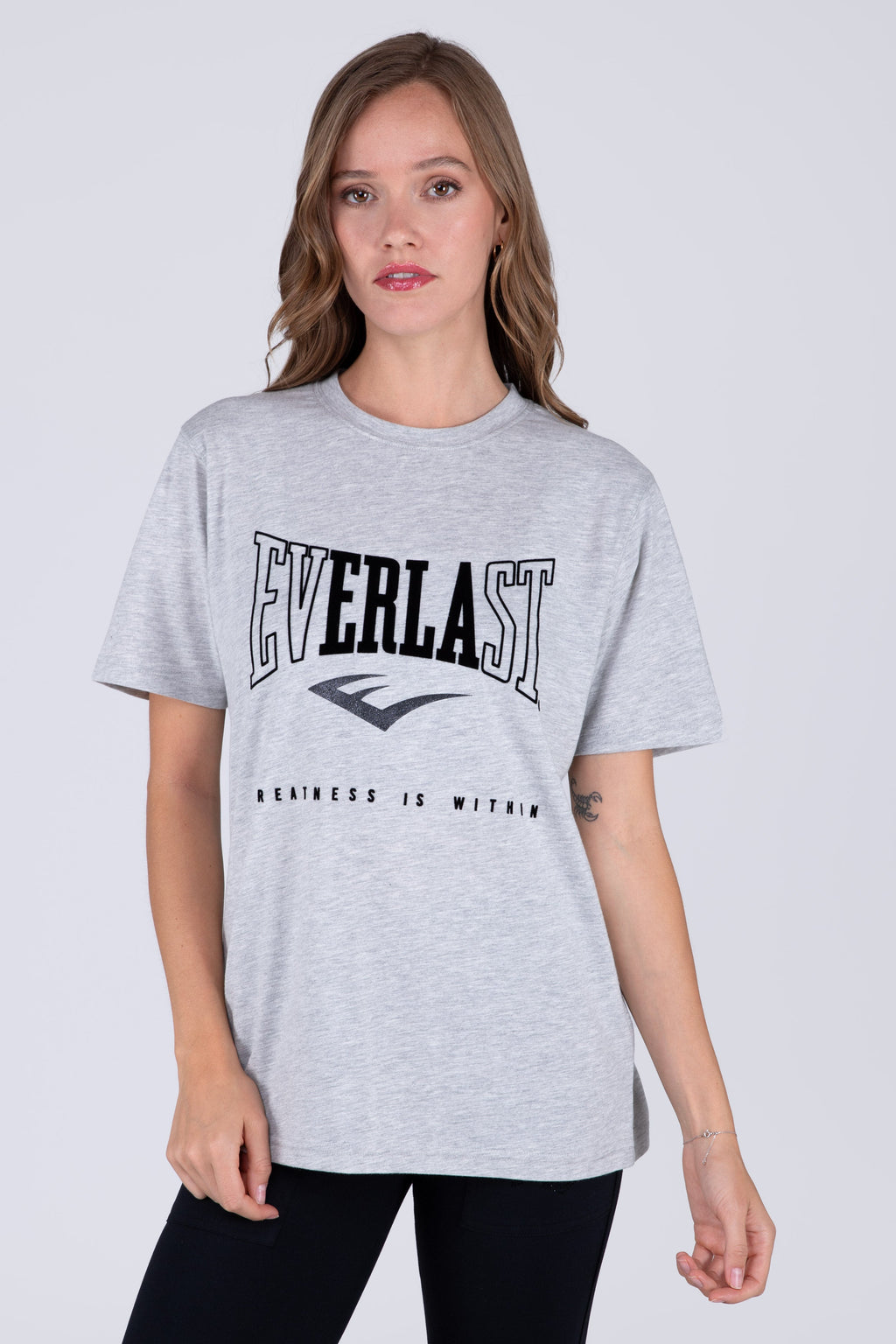 Polera Manga Corta Basic Heart Gris Everlast