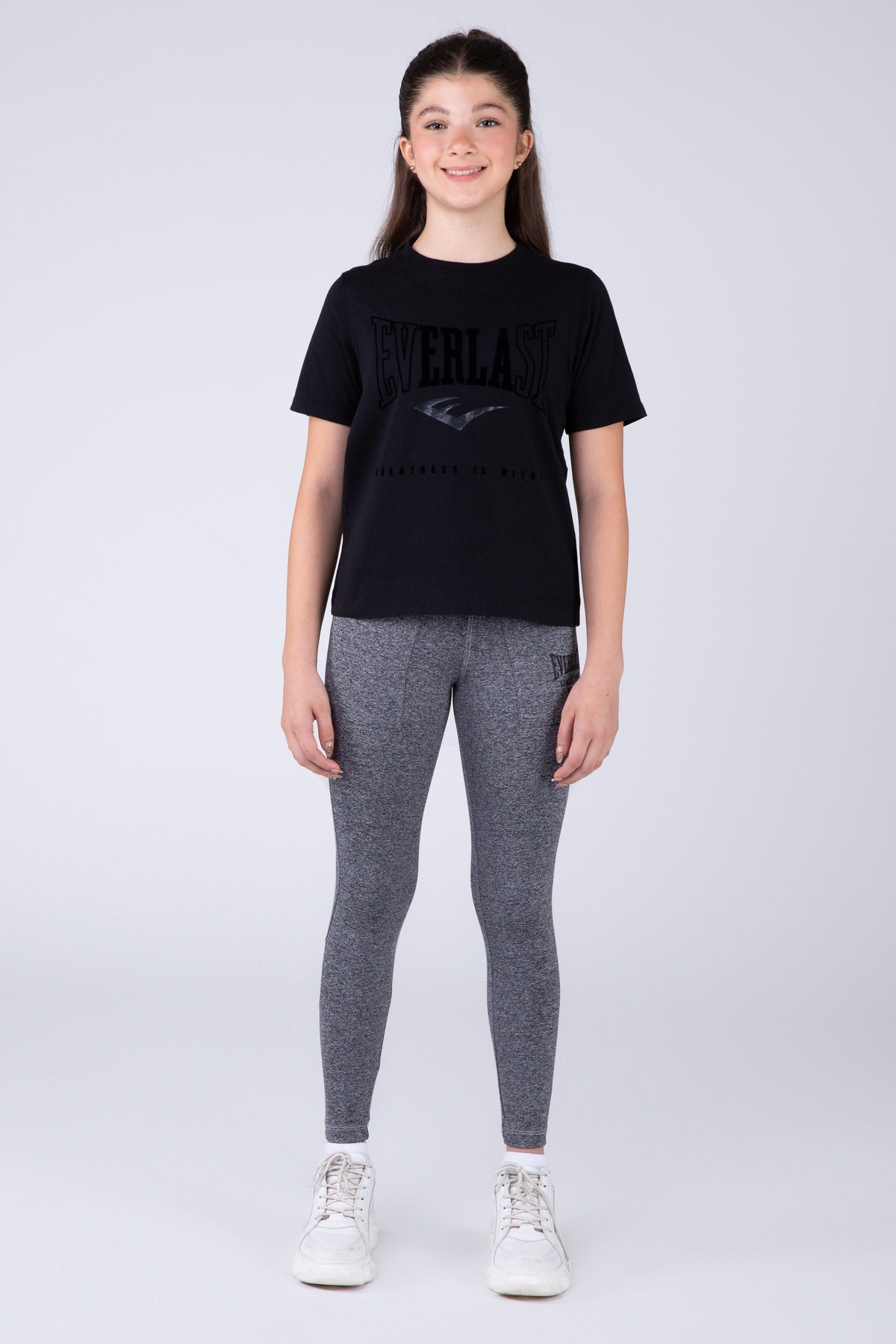 Polera Manga Corta Basic Heart Niña Negro Everlast