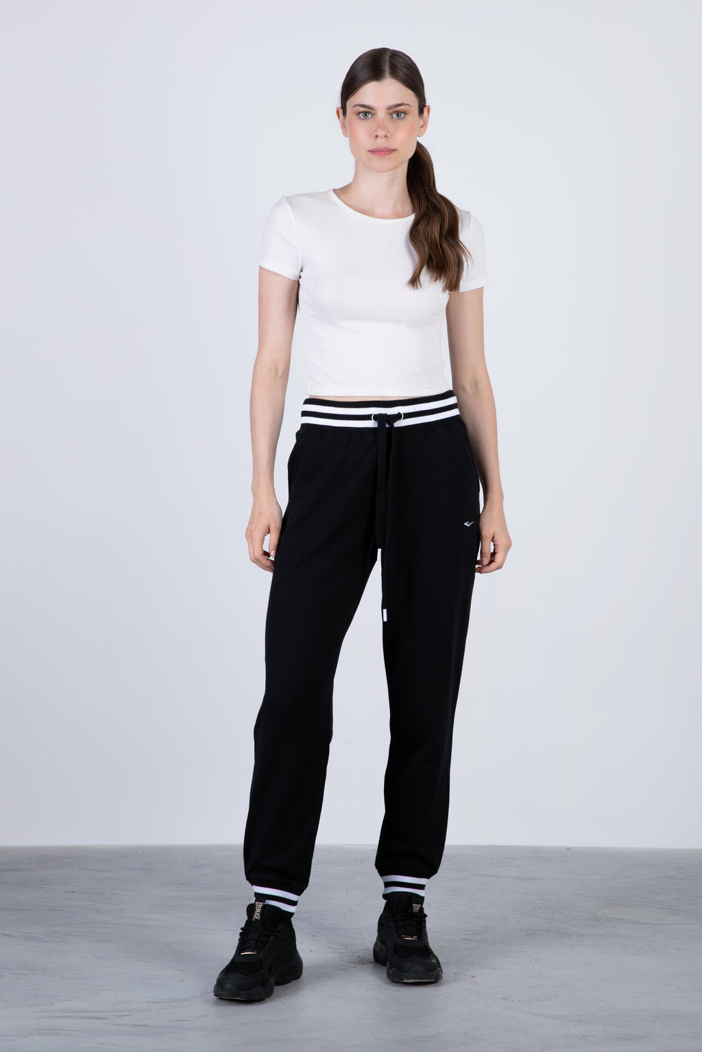 Jogger Down Negro Everlast
