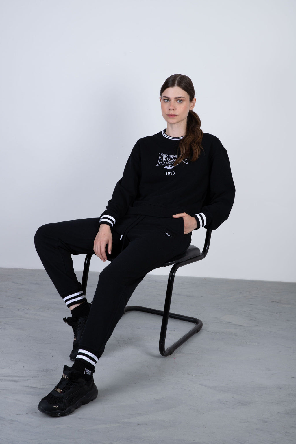 Jogger Down Negro Everlast