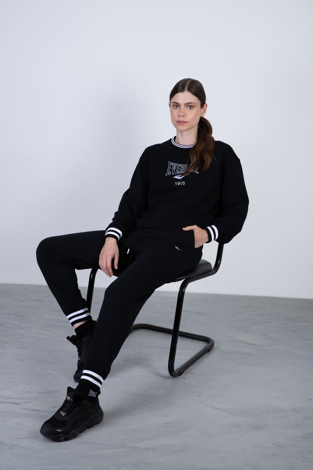 Jogger Down Negro Everlast