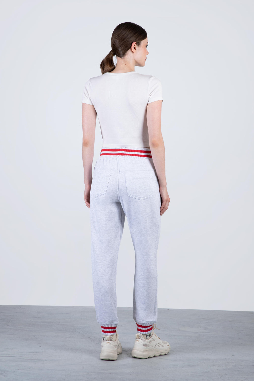 Jogger Down Gris Everlast