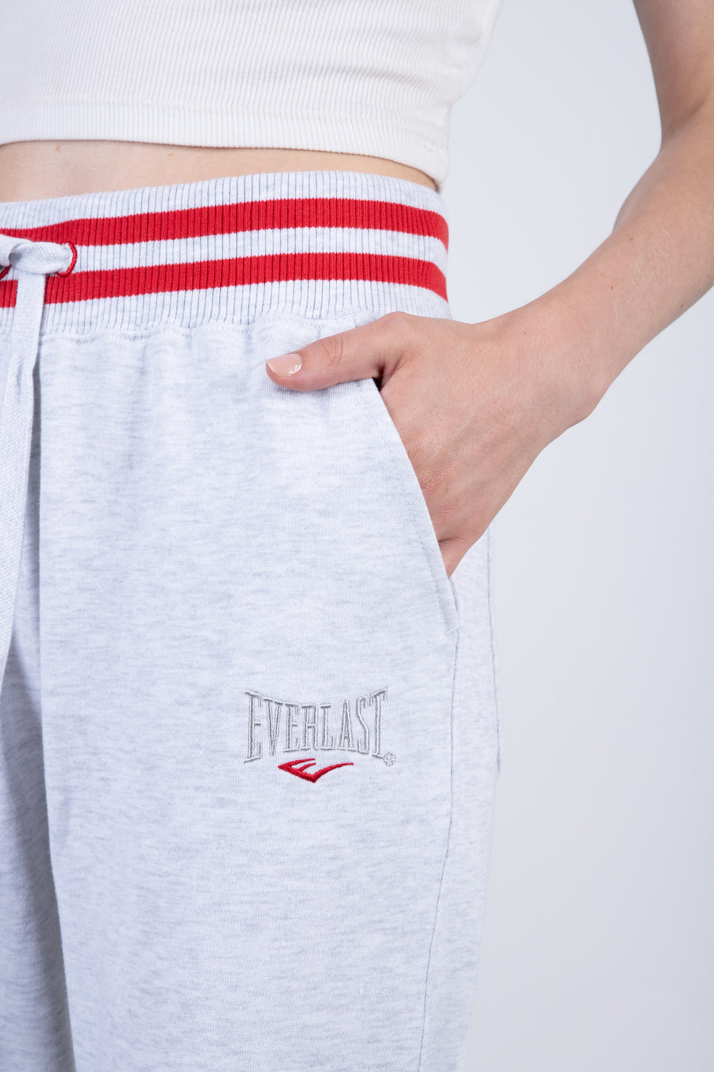 Jogger Down Gris Everlast