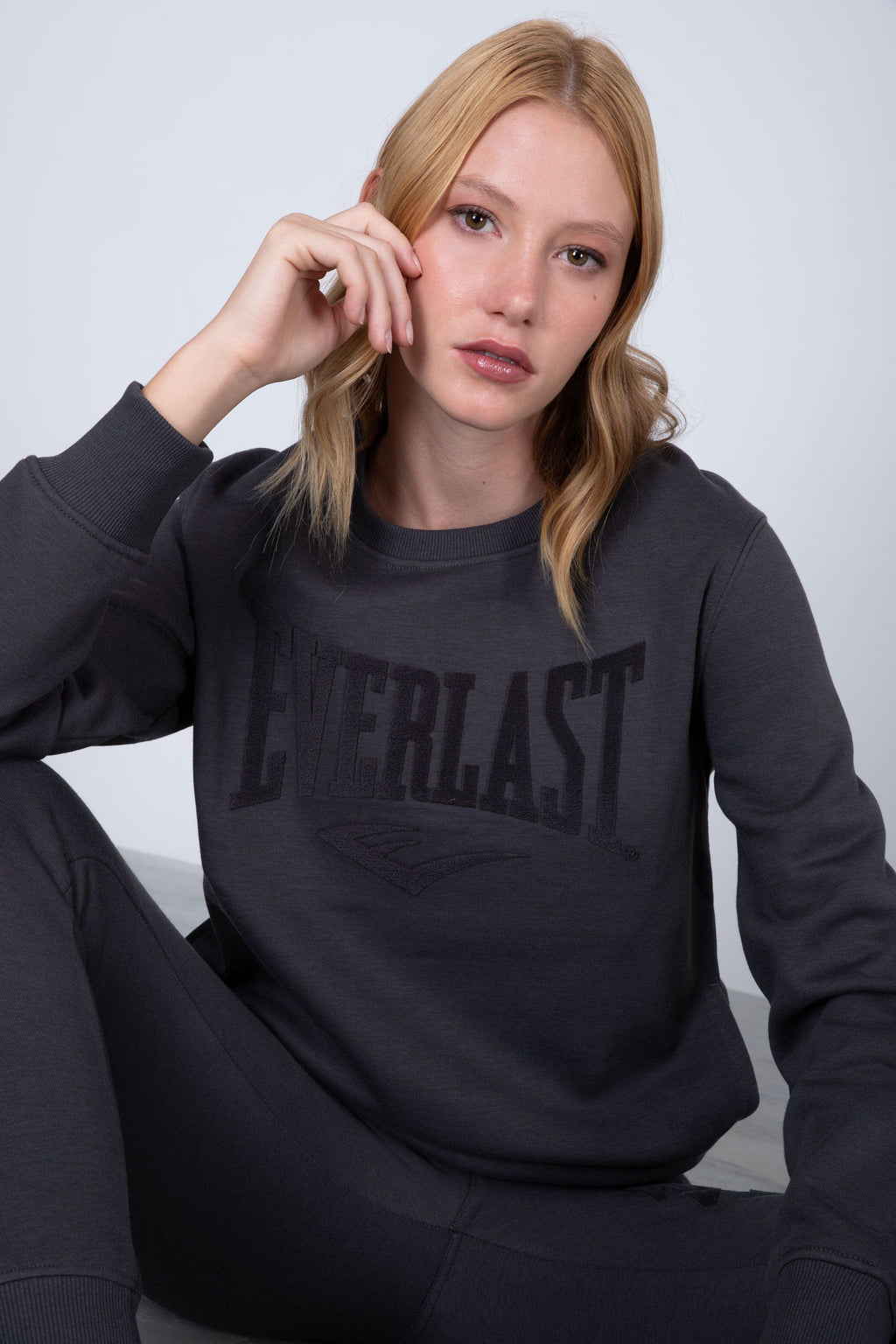 Poleron Crew Neck Aqua Gris Oscuro Everlast