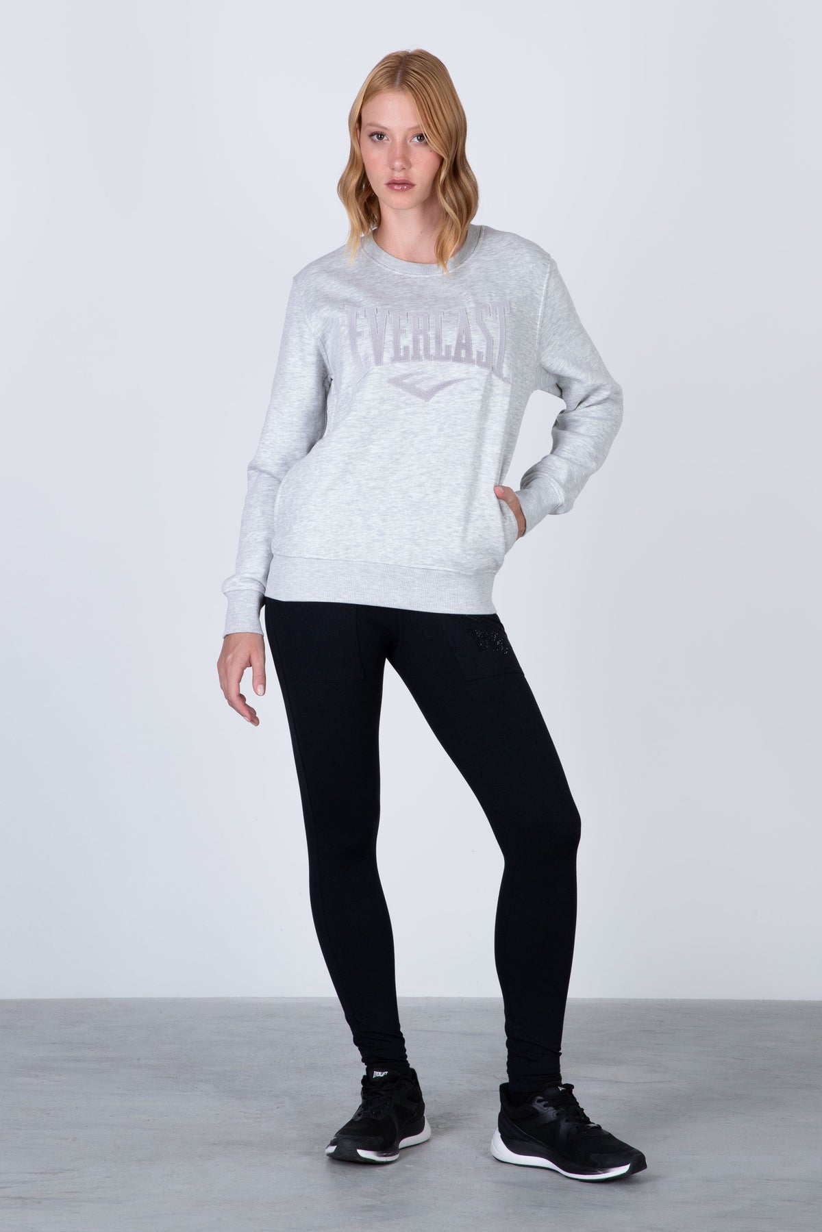 Poleron Crew Neck Aqua Gris Everlast