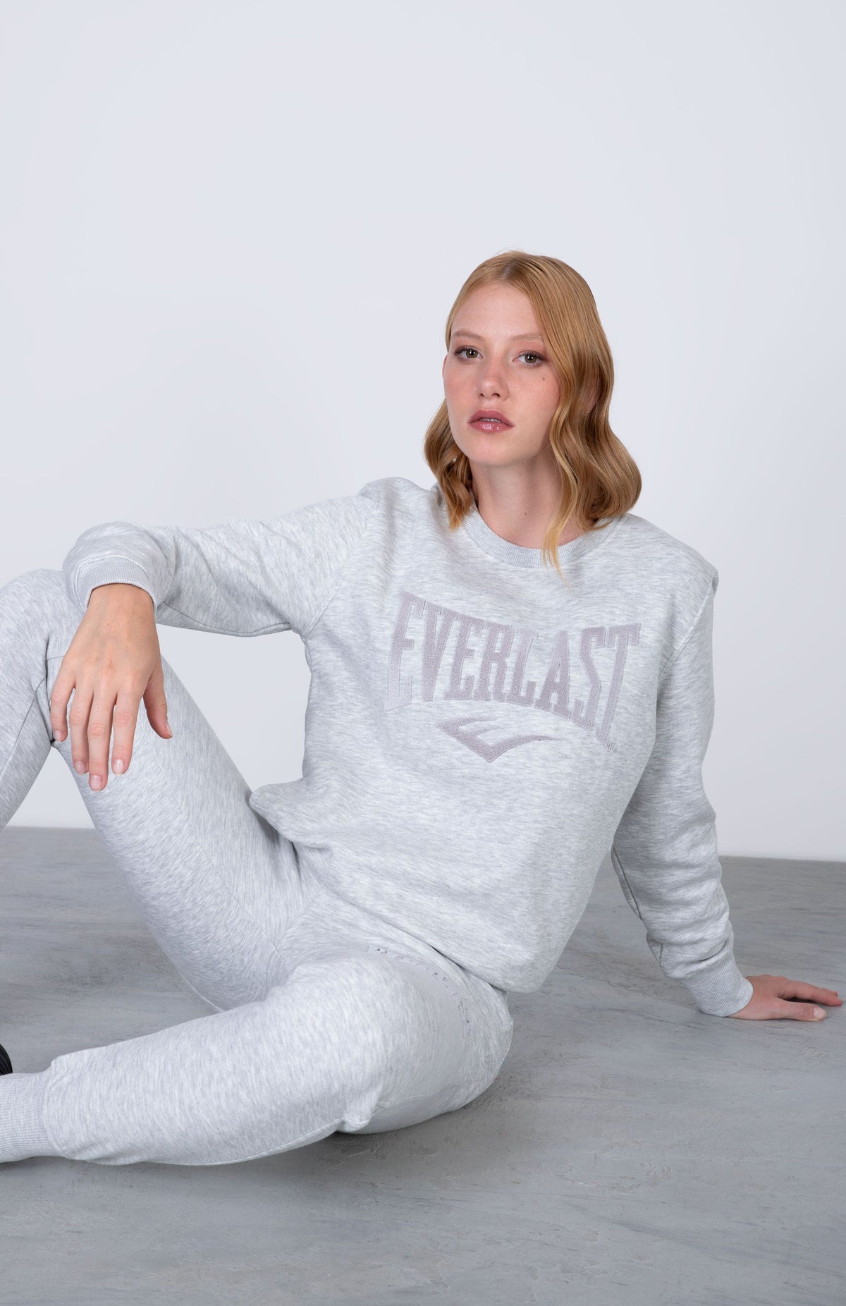 Poleron Crew Neck Aqua Gris Everlast