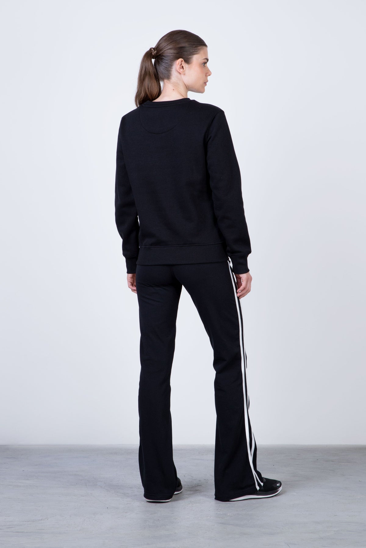 Poleron Crew Neck Aqua Negro Everlast