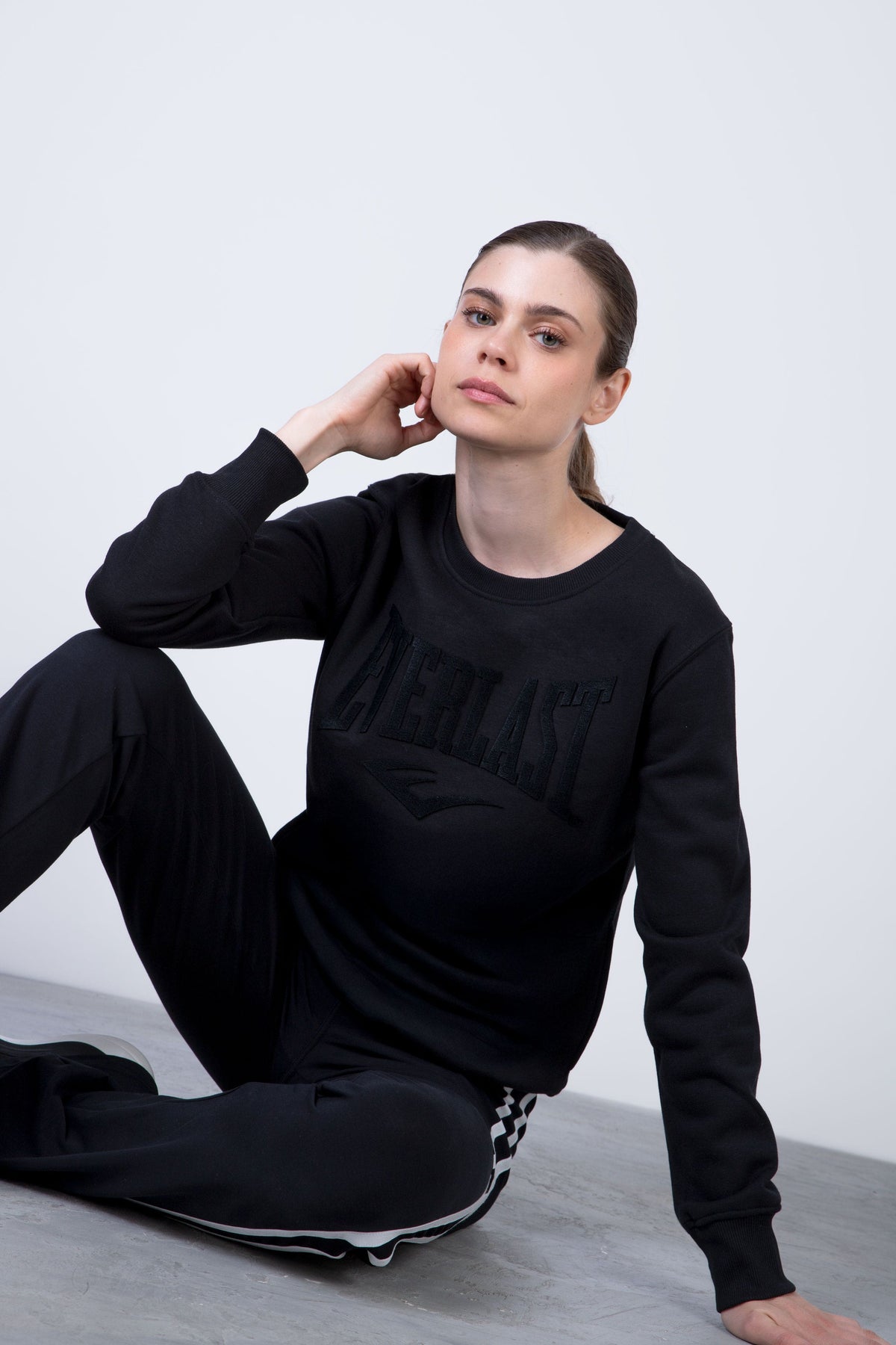 Poleron Crew Neck Aqua Negro Everlast
