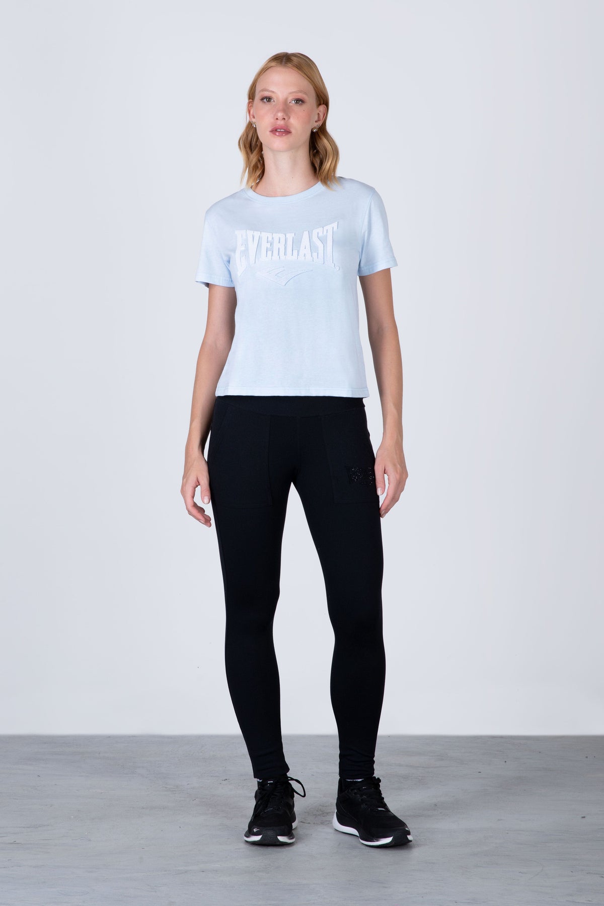 Polera Manga Corta Aqua Celeste Everlast