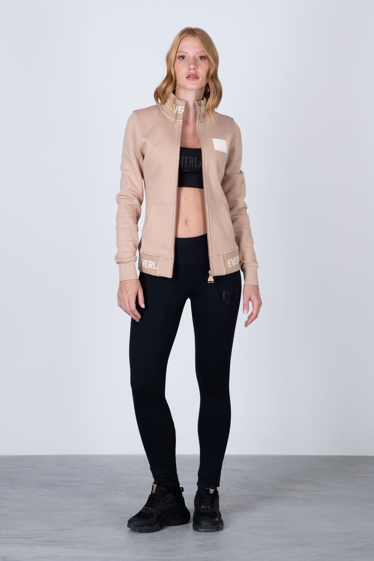 Chaqueta Press 2.0 Beige Everlast