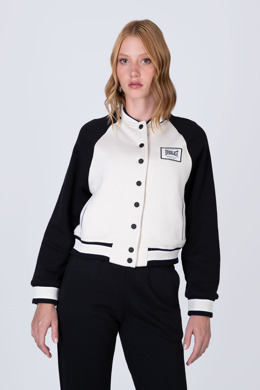 Chaqueta Sara Beige Everlast