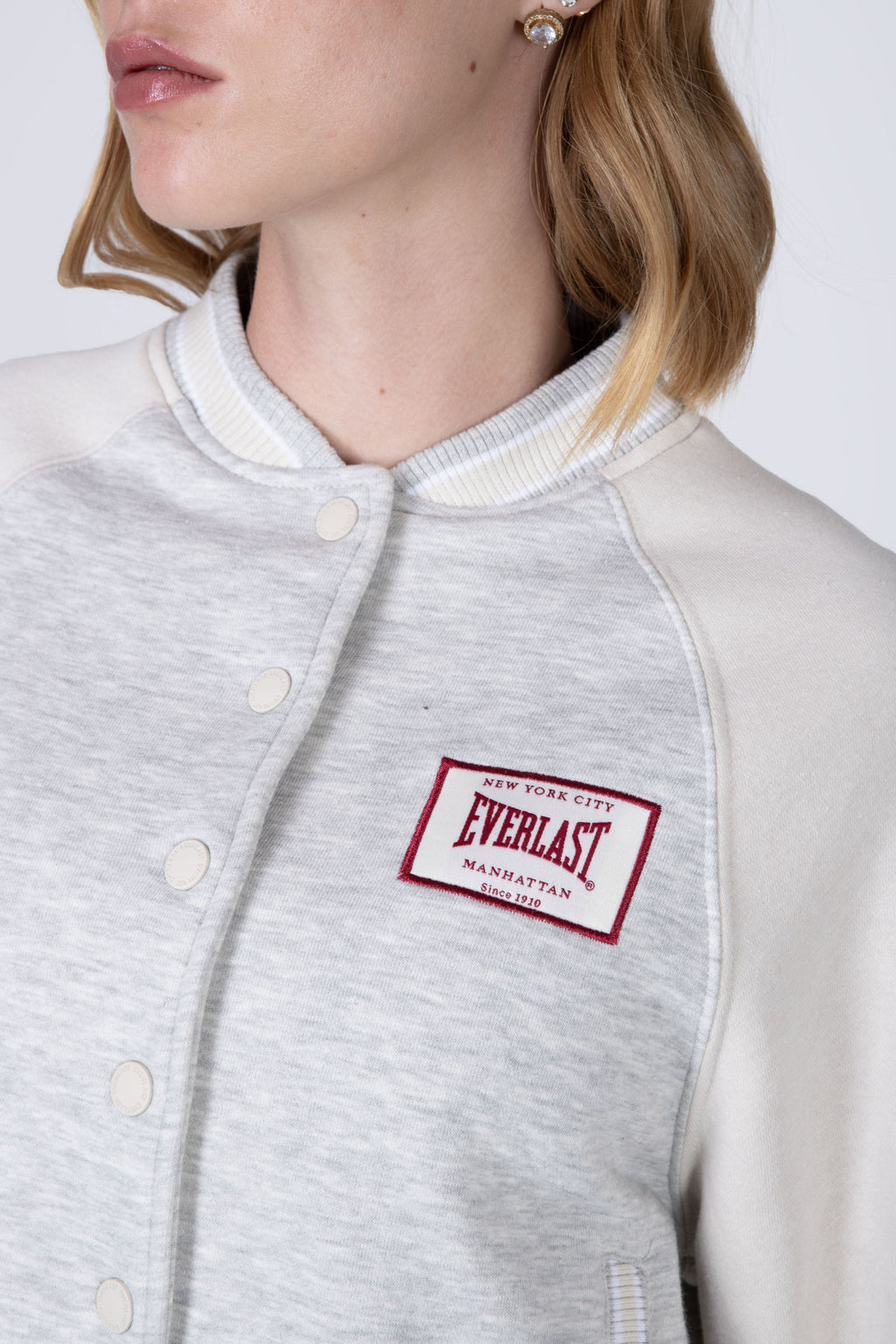 Chaqueta Sara Gris Everlast