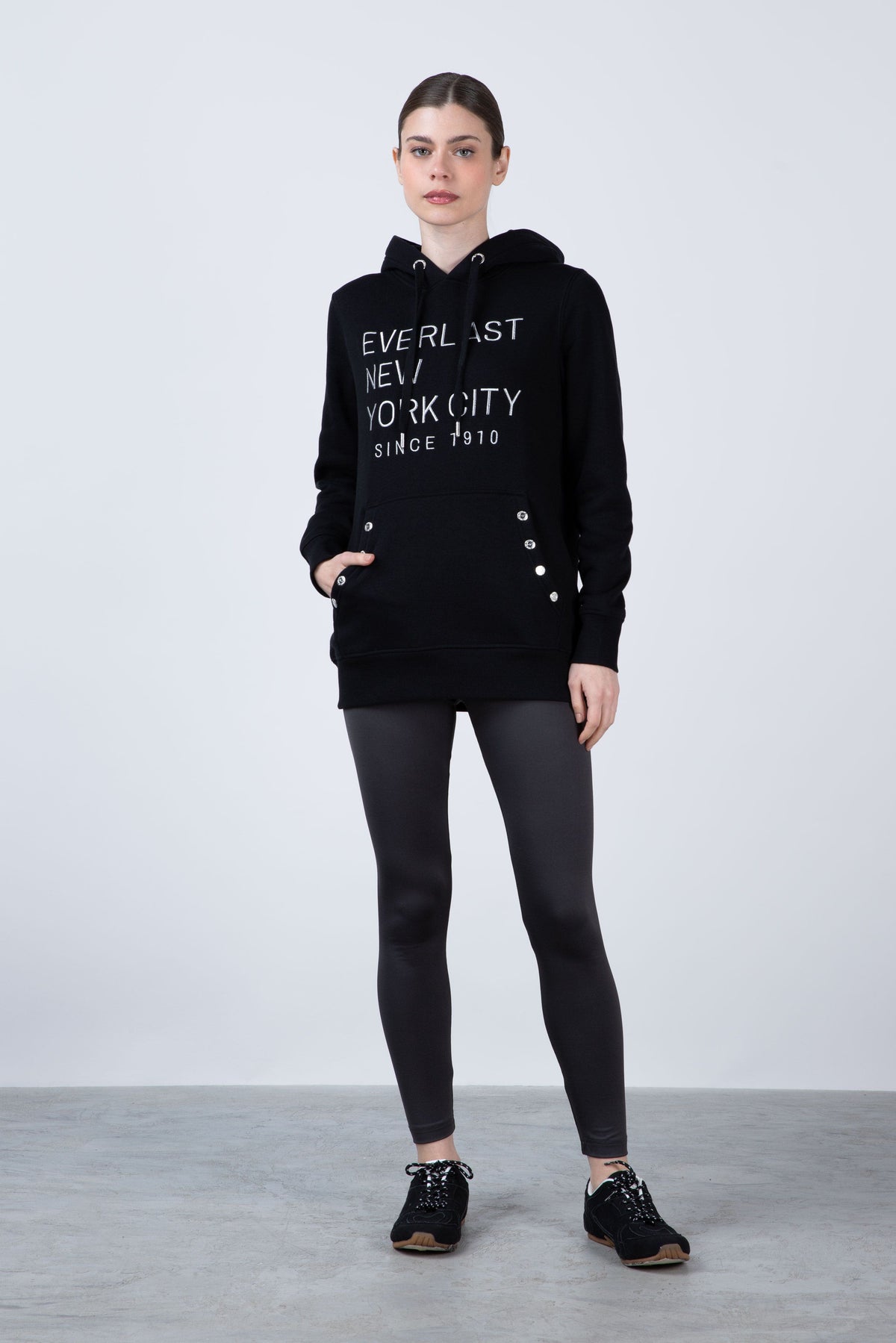 Poleron Hood Strong Negro Everlast