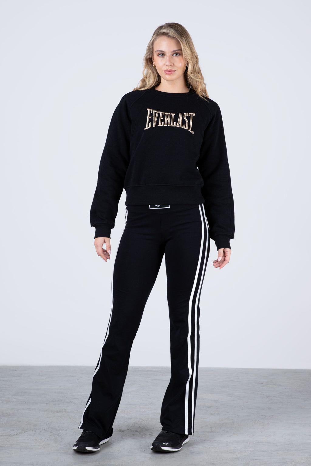 Poleron Crew Neck Arrow Negro Everlast