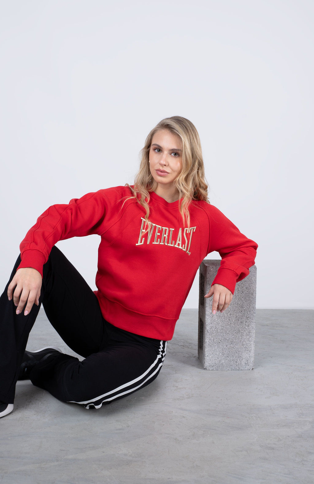 Poleron Crew Neck Arrow Rojo Everlast