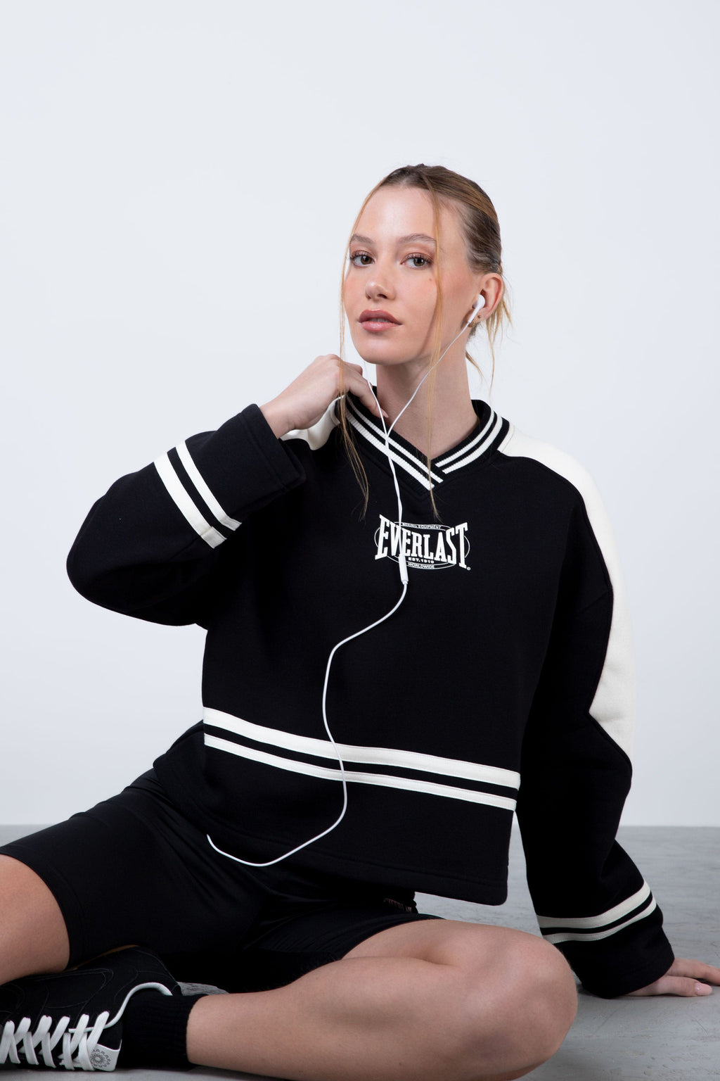 Poleron Crew Neck Peace Negro Everlast