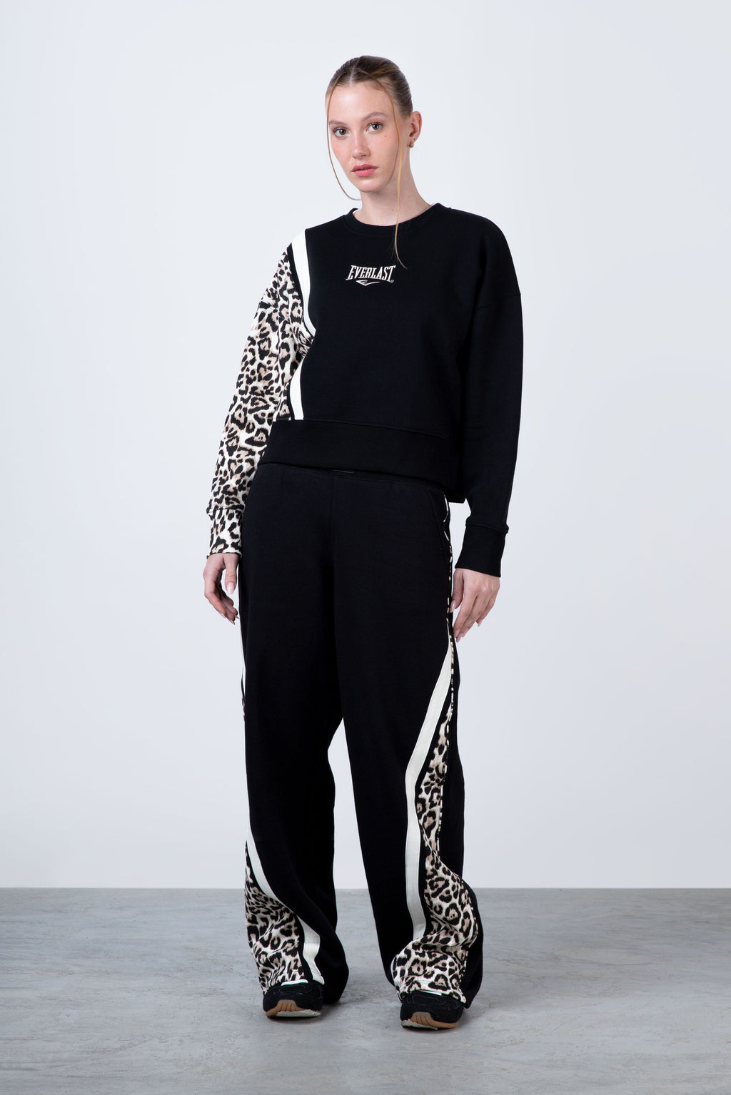 Poleron Crew Neck Tiger Negro Everlast