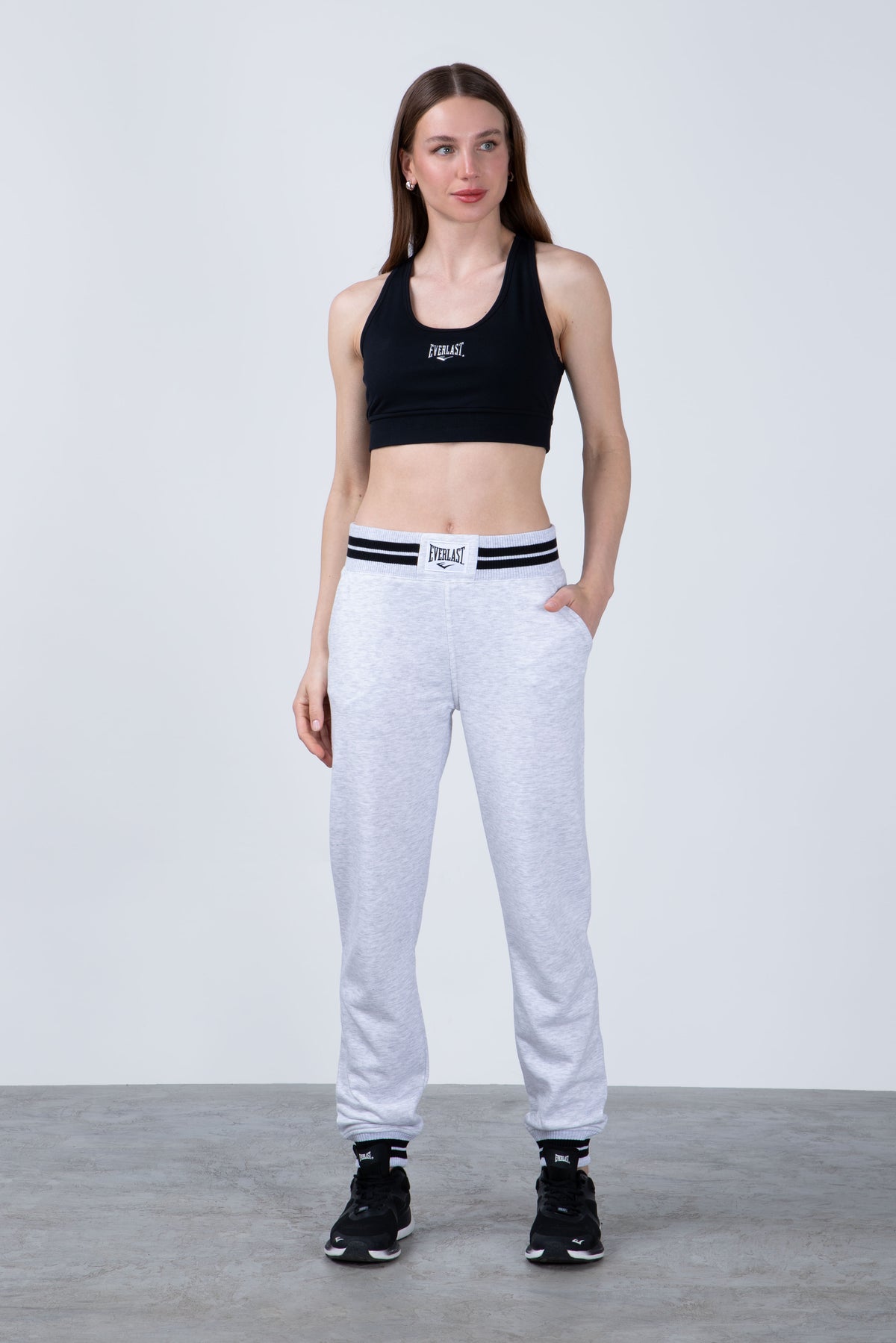 Jogger Nepal Gris
