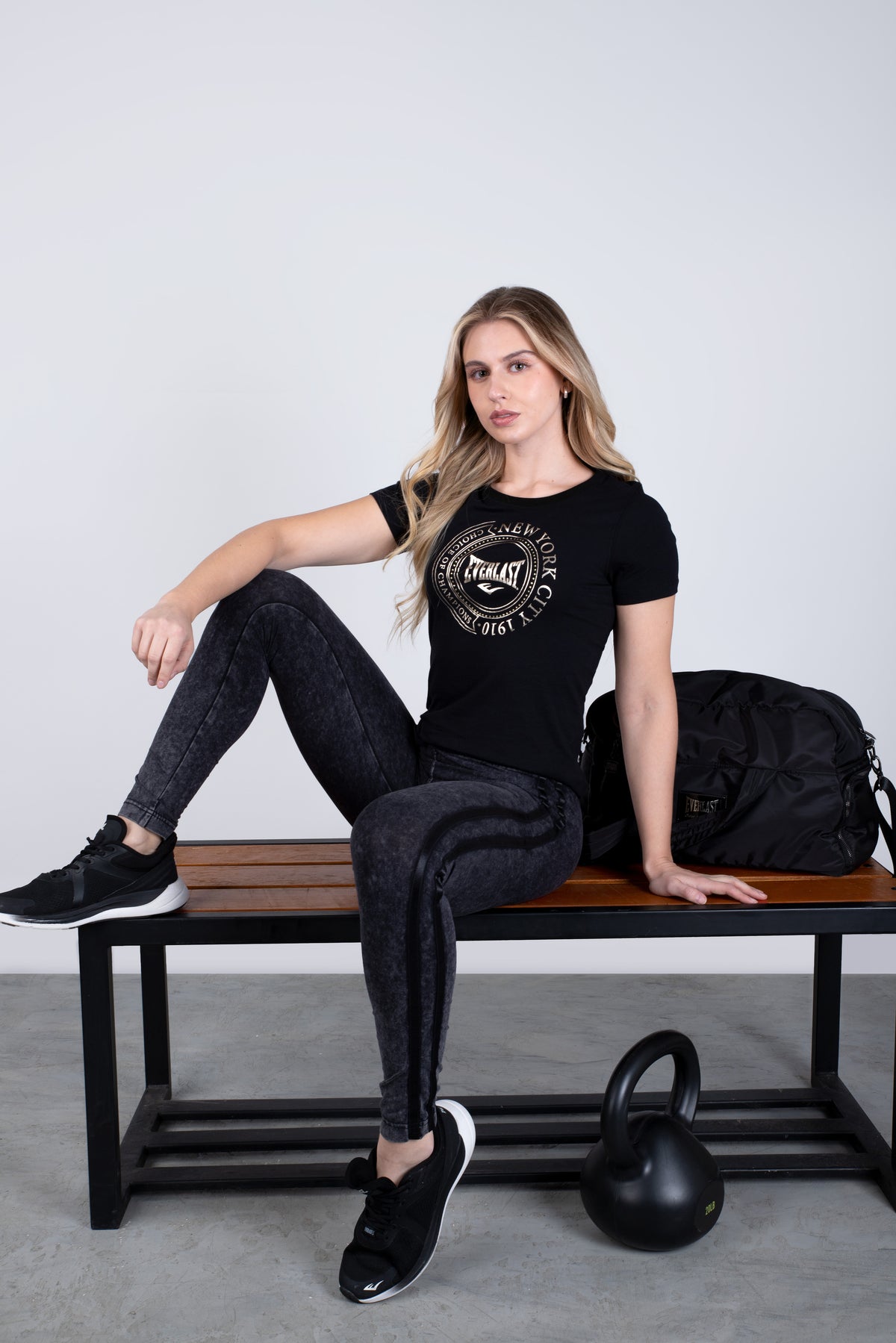Polera Manga Corta Nepal Negro