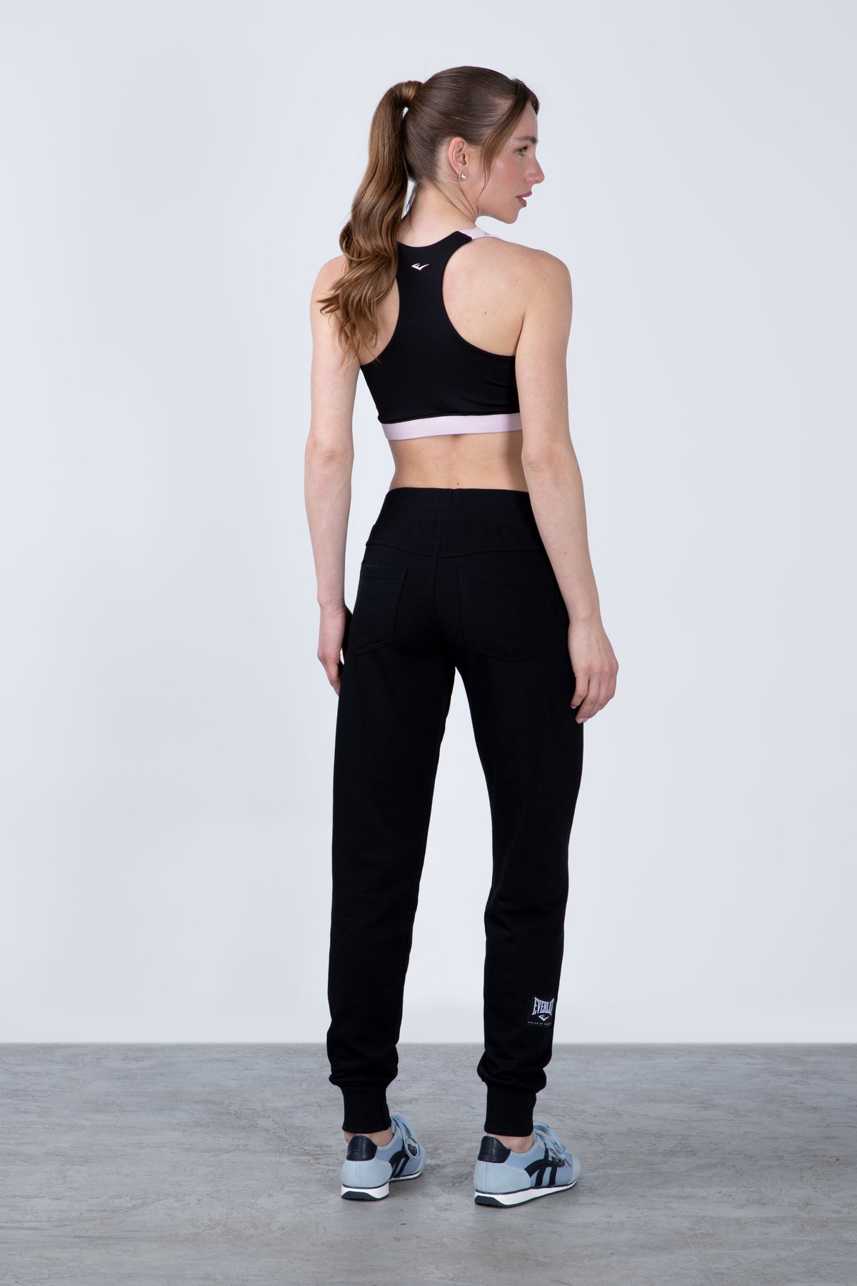 Jogger Circle Negro