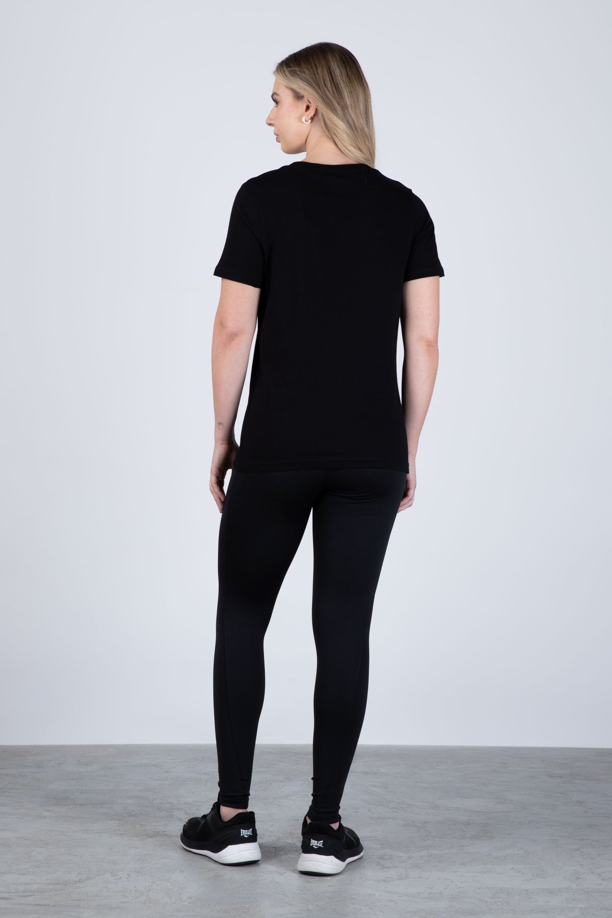 Polera Manga Corta Valencia Negro