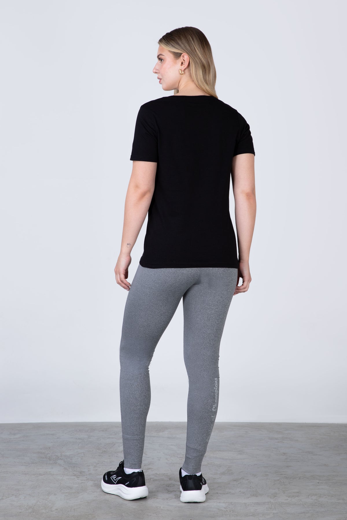 Polera Manga Corta Vancouver Negro